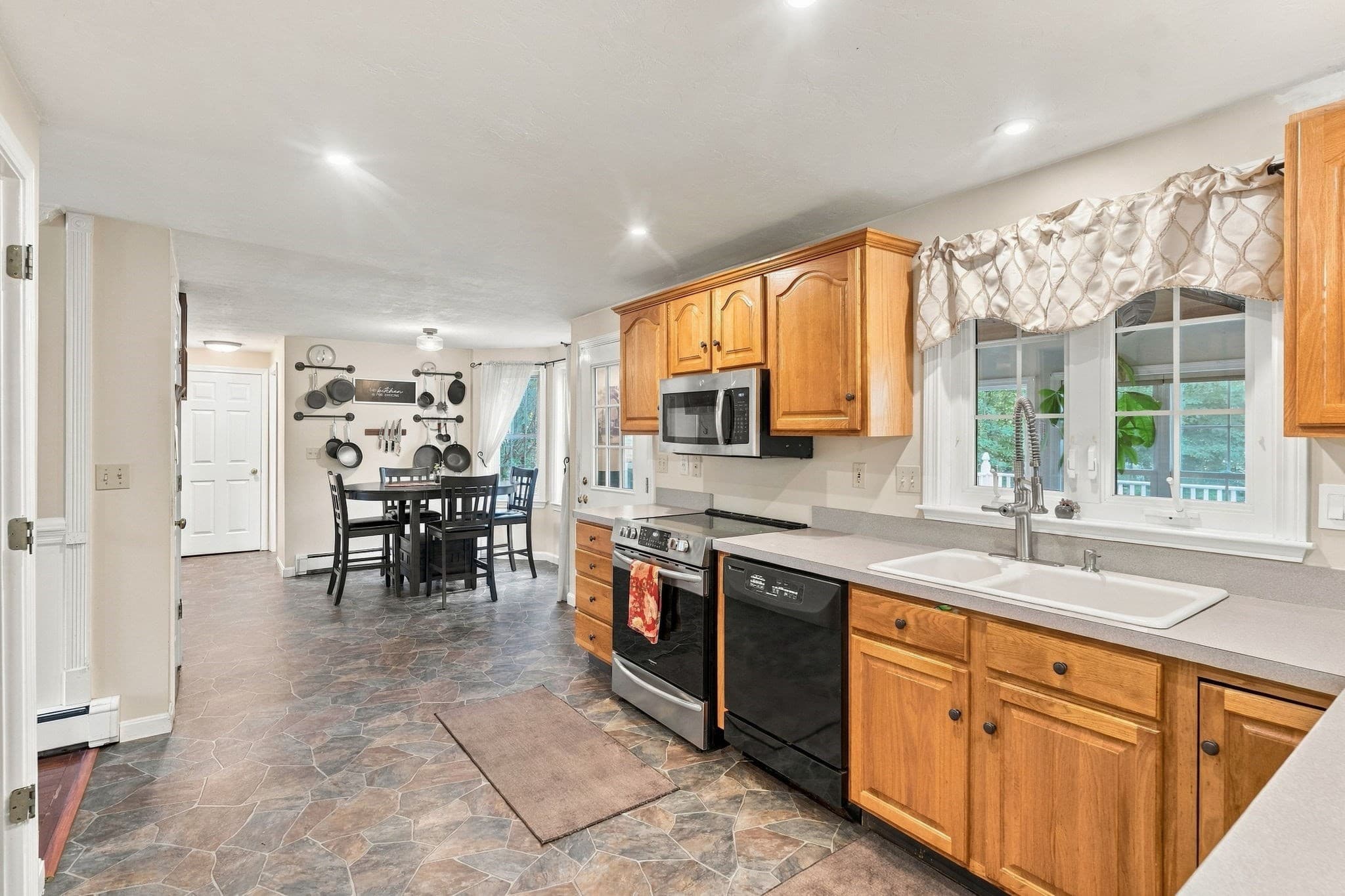 Single Family Residence at 26 Sunset Dr, Douglas MA 01516, Douglas, photo 11 of 41