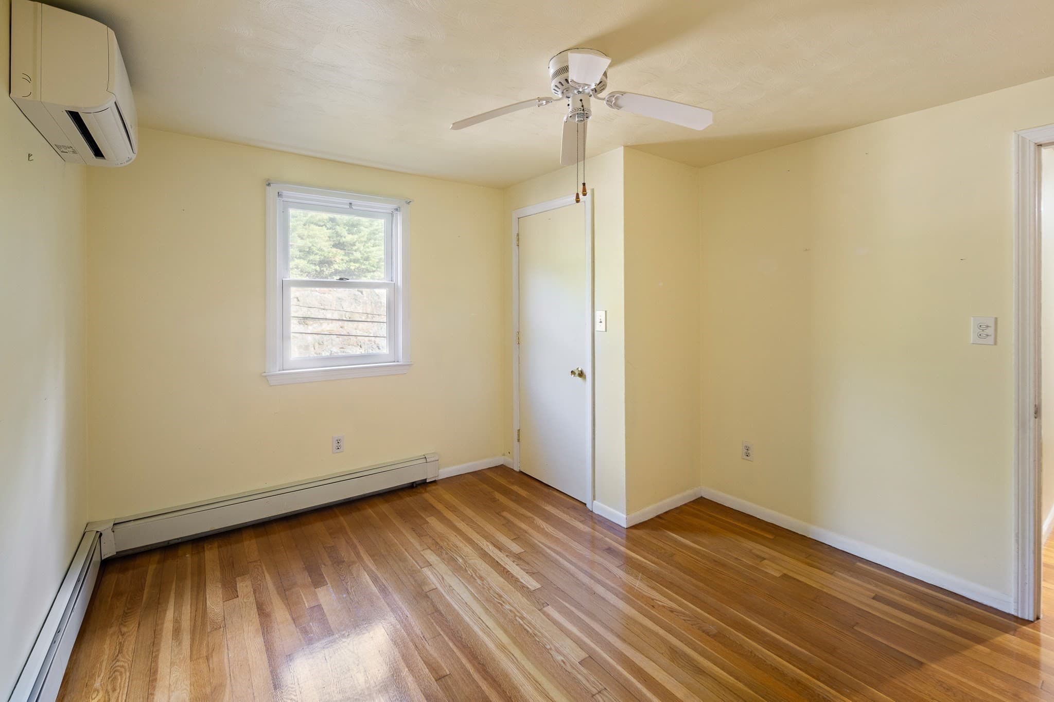 Single Family Residence at 482 Main St, Saugus MA 01906, Saugus, photo 27 of 42