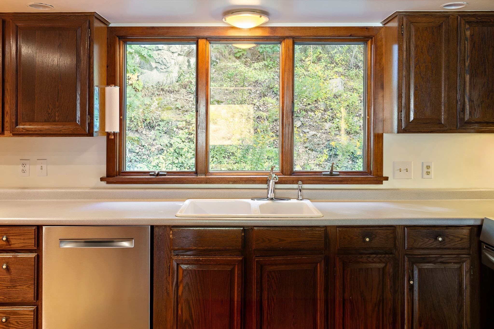 Single Family Residence at 482 Main St, Saugus MA 01906, Saugus, photo 12 of 42