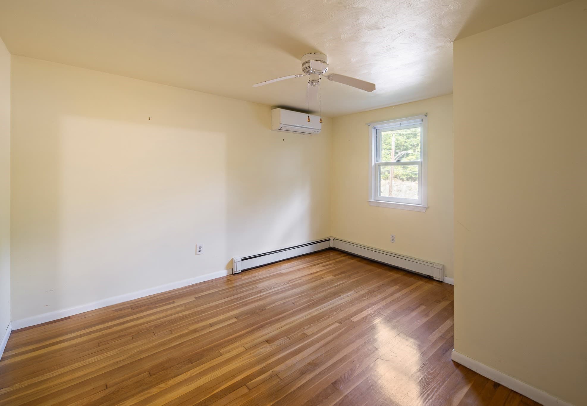 Single Family Residence at 482 Main St, Saugus MA 01906, Saugus, photo 26 of 42