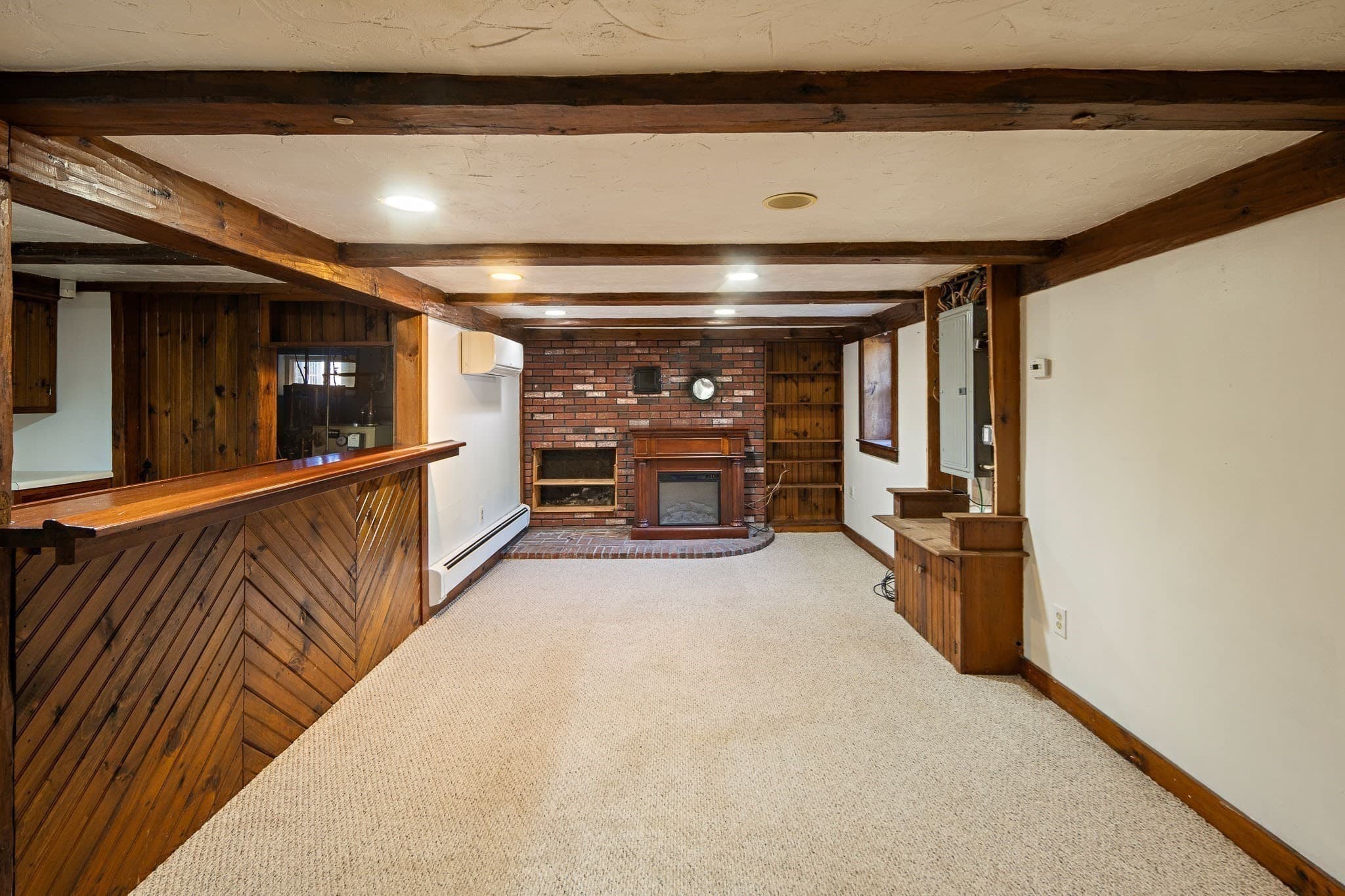 Single Family Residence at 482 Main St, Saugus MA 01906, Saugus, photo 31 of 42