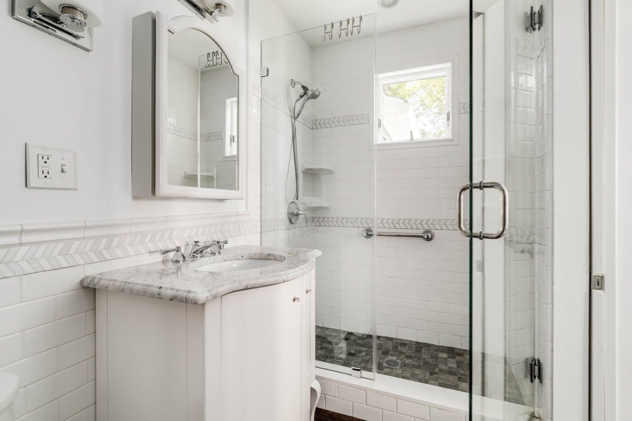 Condominium at 174 Lexington Avenue # 1, Cambridge MA 02138, Cambridge, photo 14 of 25