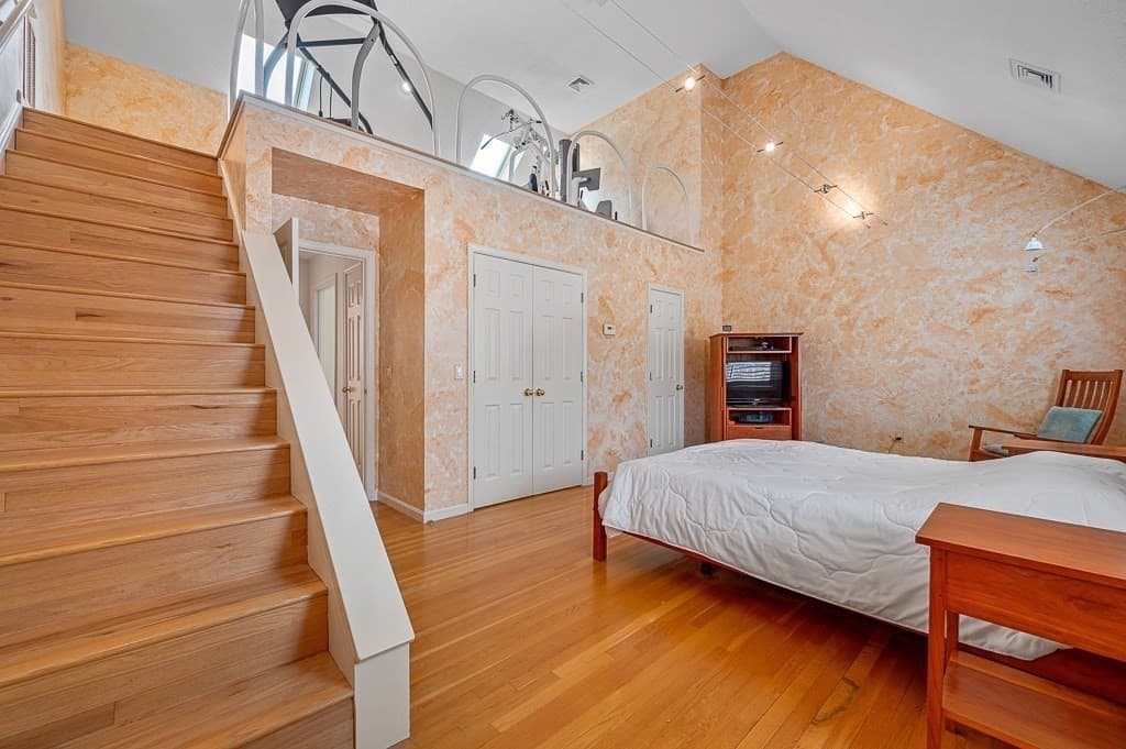 Condominium at 39 Waterford Drive # 39, Worcester MA 01602, Worcester, photo 19 of 34