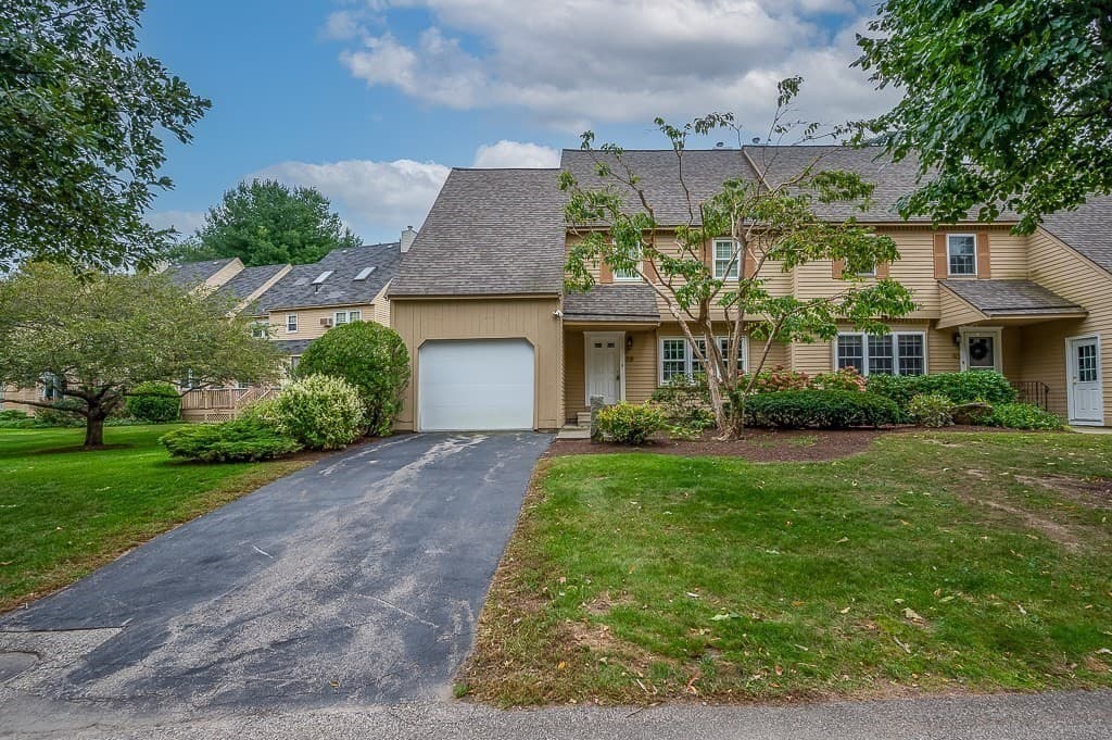 Condominium at 39 Waterford Drive # 39, Worcester MA 01602, Worcester, photo 31 of 34
