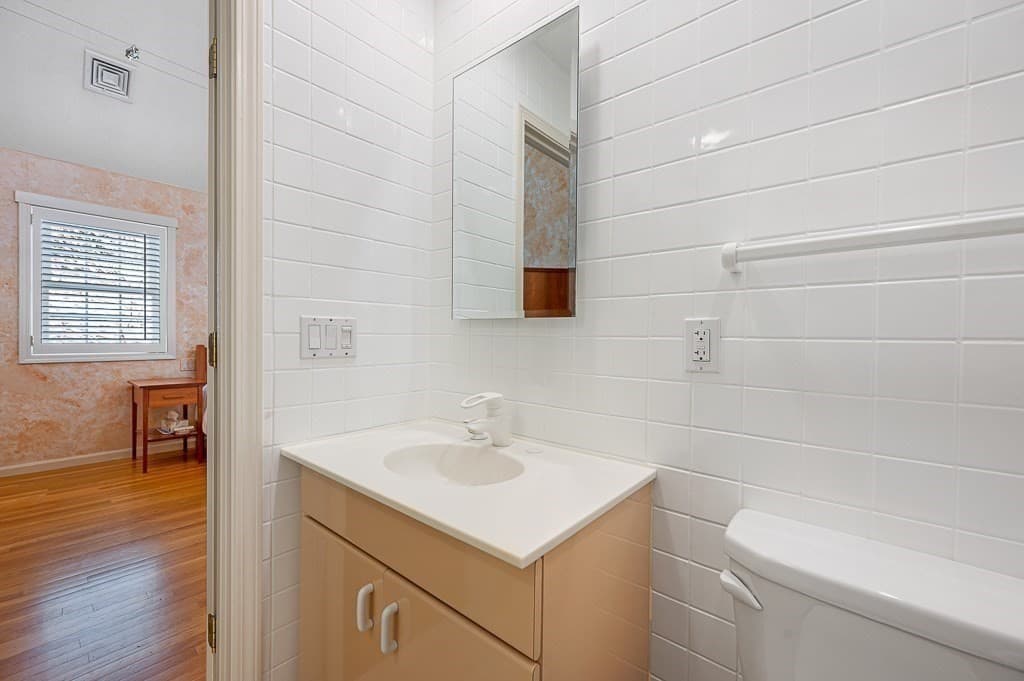 Condominium at 39 Waterford Drive # 39, Worcester MA 01602, Worcester, photo 29 of 34