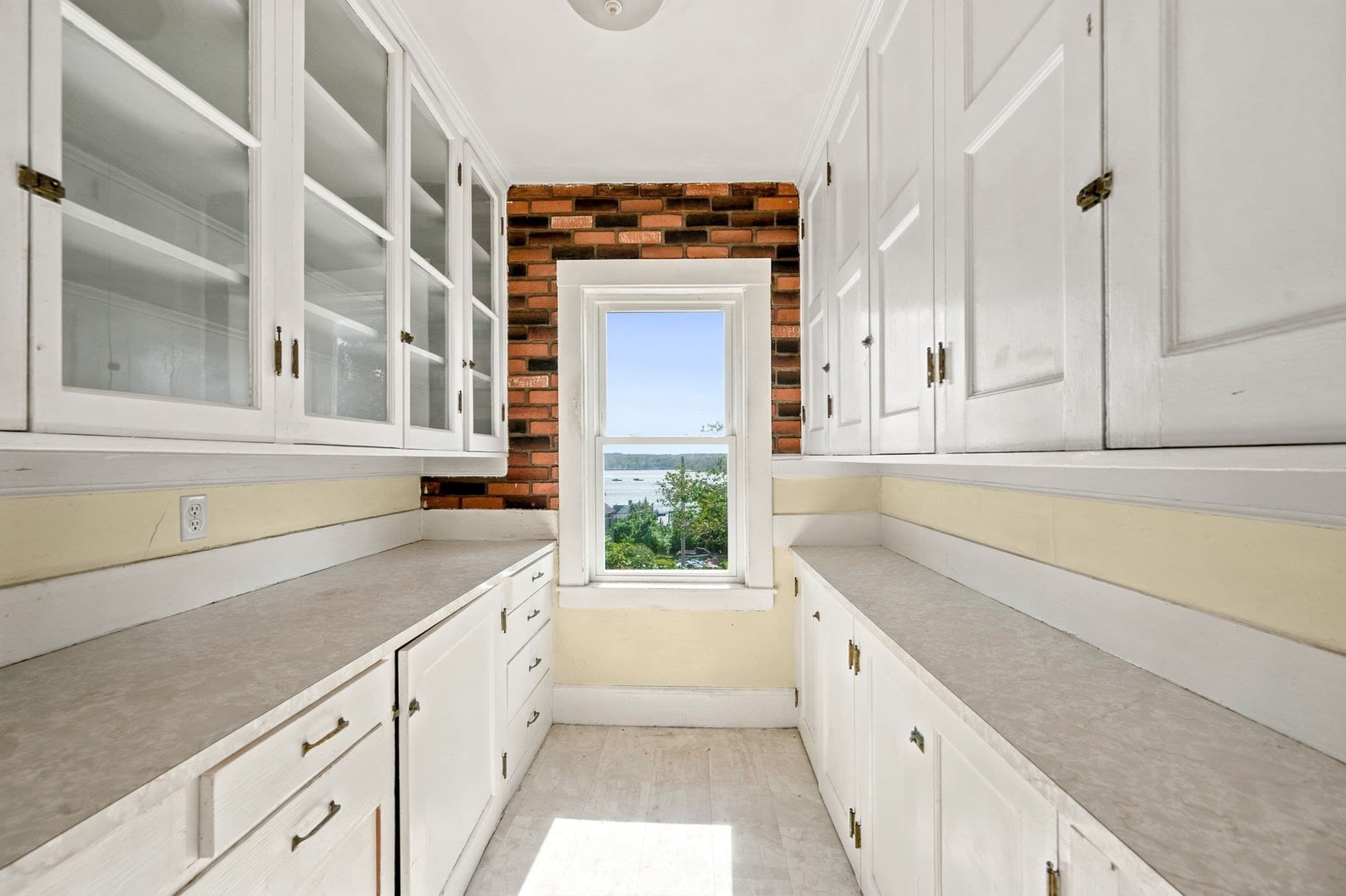 Single Family Residence at 28 Roosevelt Ave, Hull MA 02045, Hull, photo 10 of 25