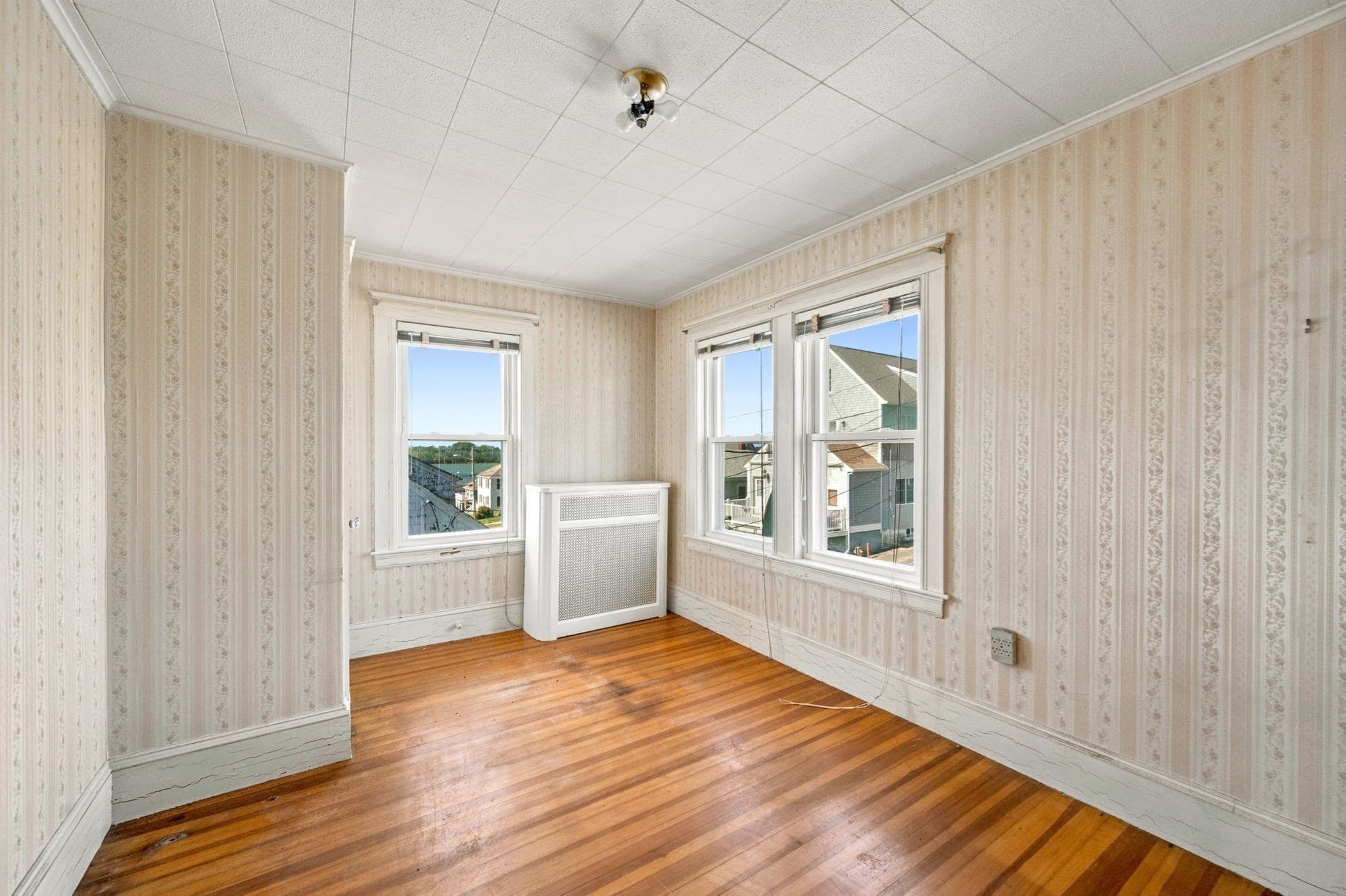 Single Family Residence at 28 Roosevelt Ave, Hull MA 02045, Hull, photo 15 of 25
