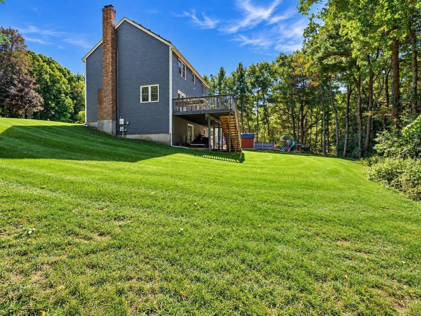 Single Family Residence at 6 Rhonda Rheault Dr., Oxford MA 01540, Oxford, photo 3 of 42