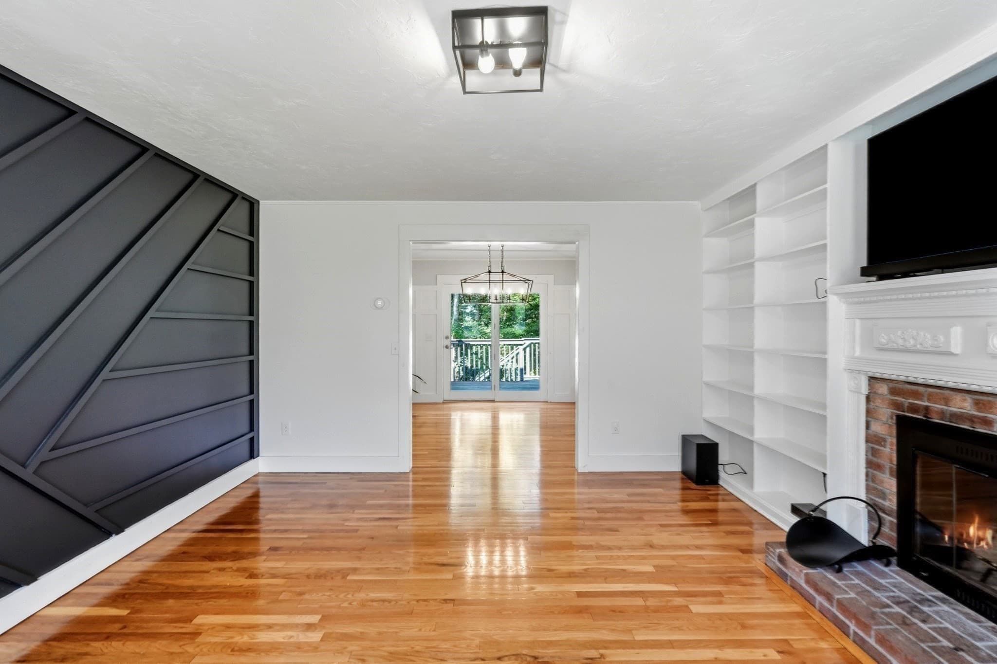 Single Family Residence at 6 Rhonda Rheault Dr., Oxford MA 01540, Oxford, photo 11 of 42