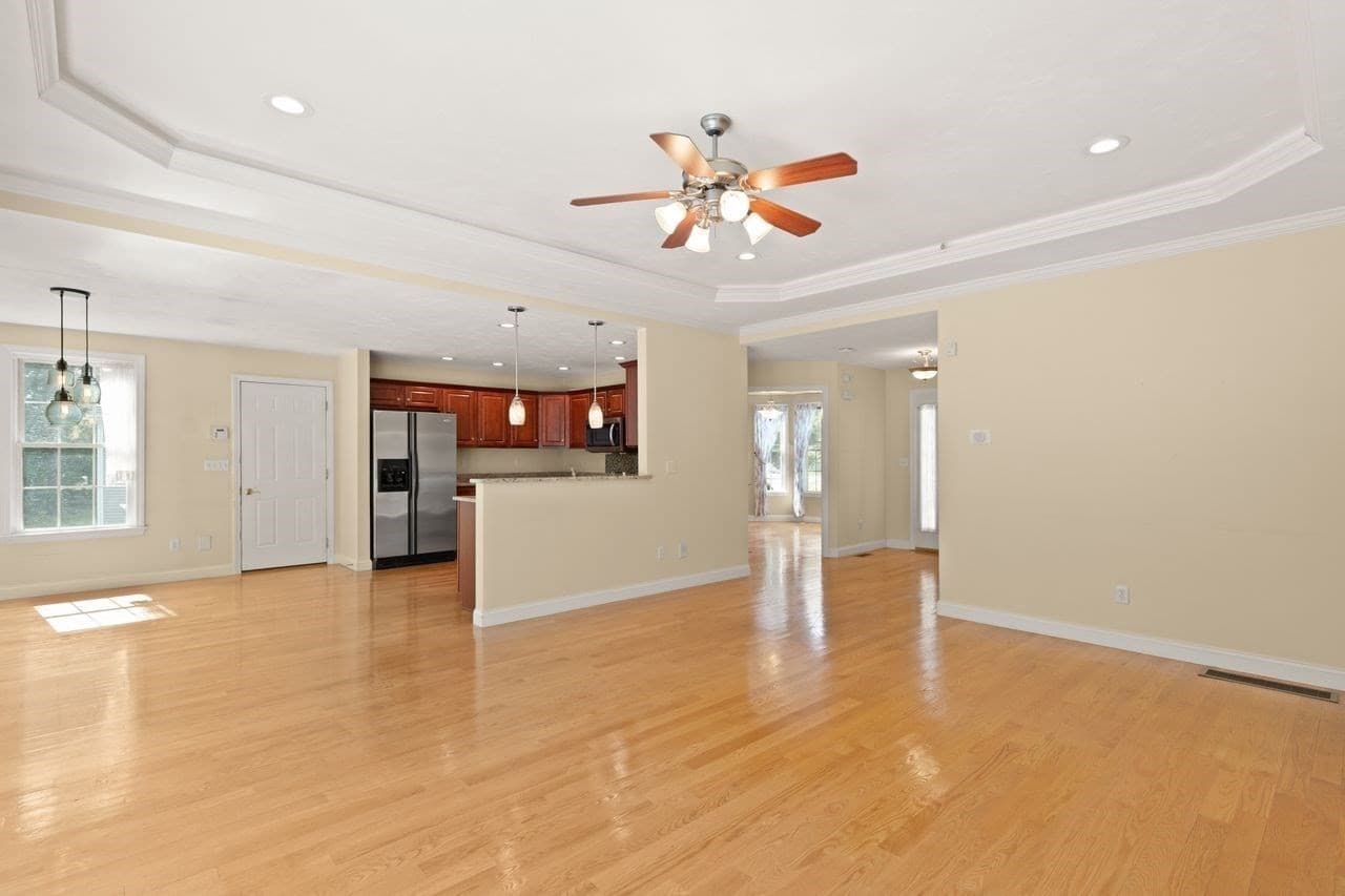 Single Family Residence at 36 Shannon Marie Way, Easton MA 02356, Easton, photo 9 of 42