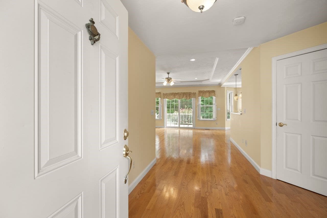 Single Family Residence at 36 Shannon Marie Way, Easton MA 02356, Easton, photo 4 of 42