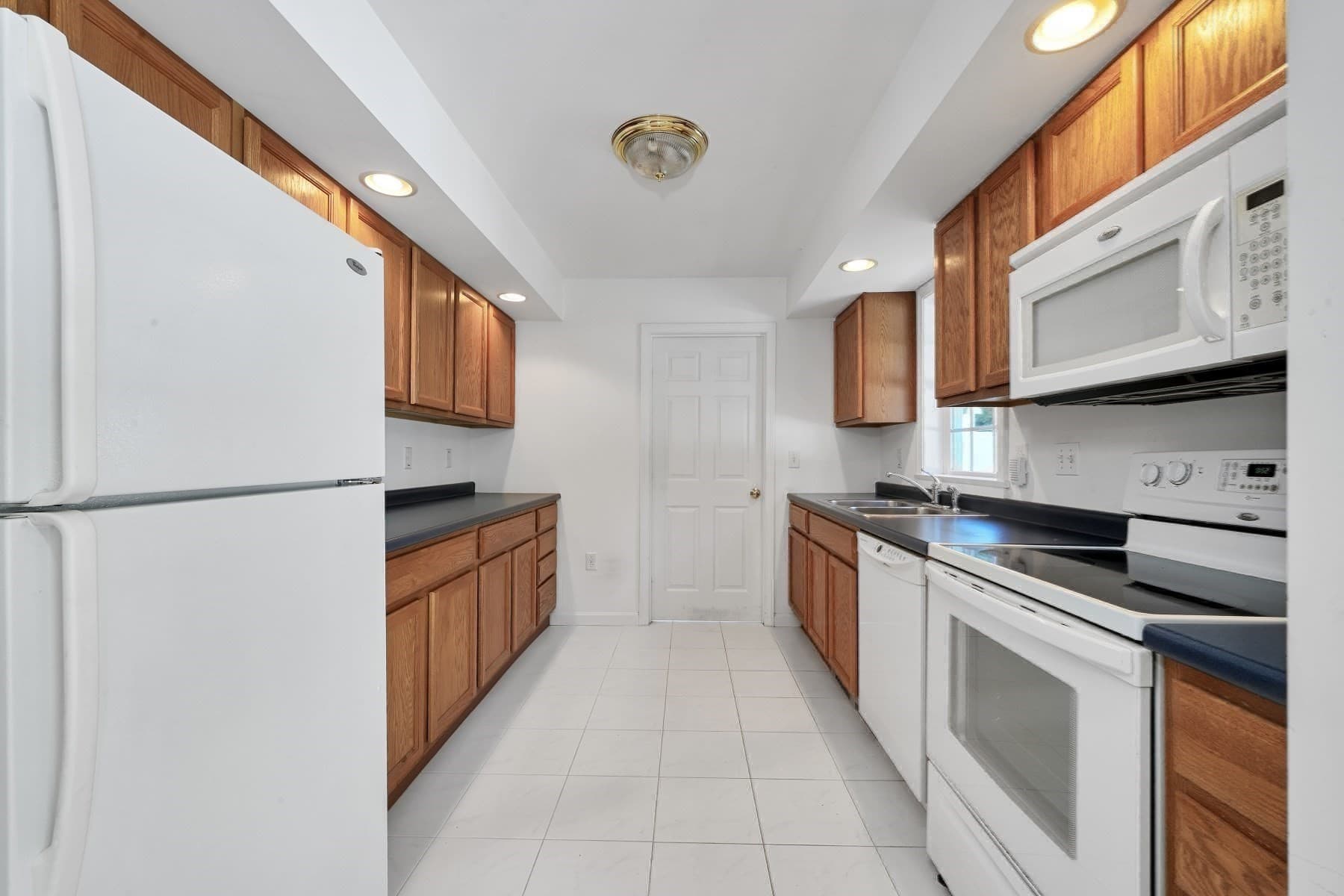 Single Family Residence at 29 Ashworth Road, Quincy MA 02171, Quincy, photo 9 of 41