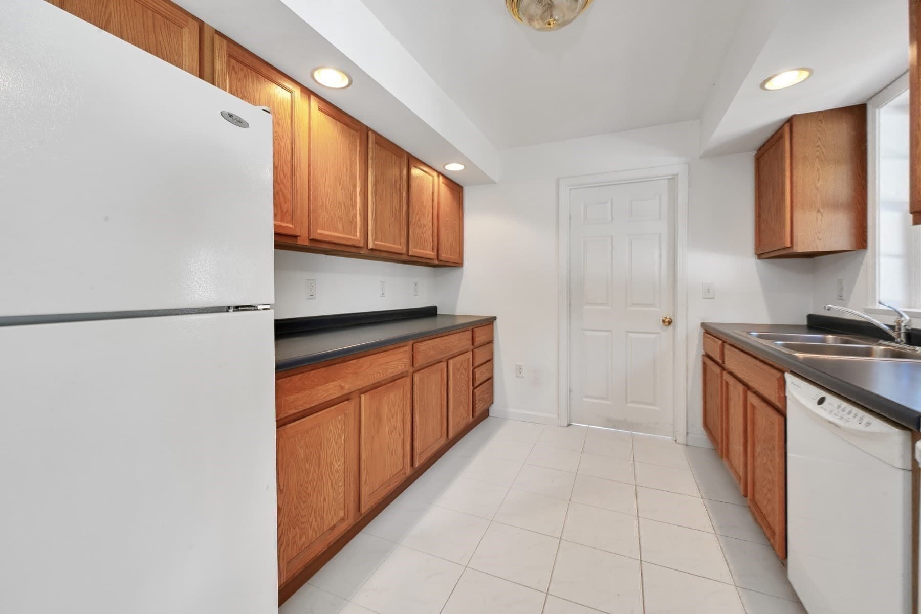 Single Family Residence at 29 Ashworth Road, Quincy MA 02171, Quincy, photo 10 of 41