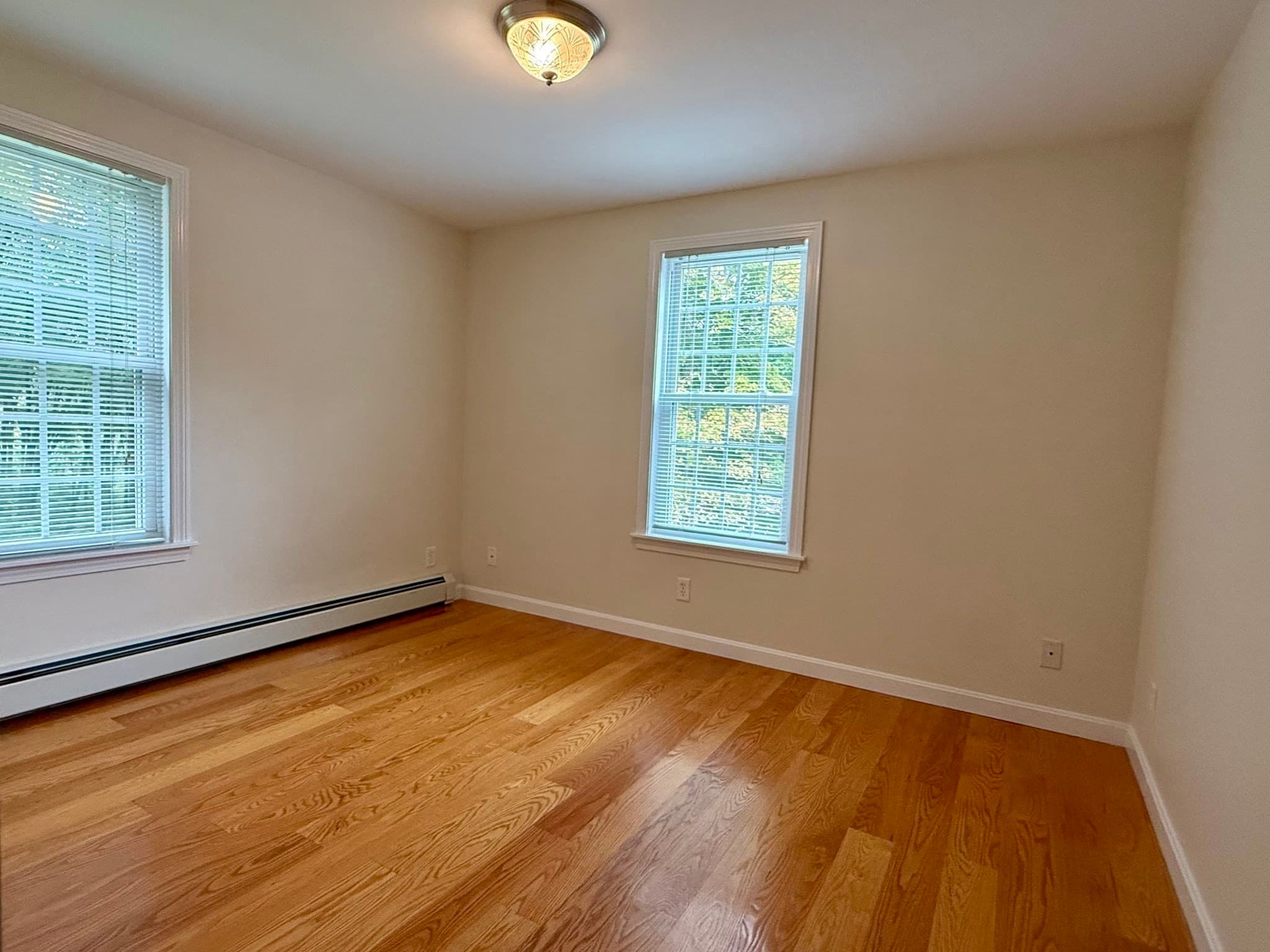 Single Family Residence at 823 Moore Rd, New Braintree MA 01531, New Braintree, photo 12 of 21