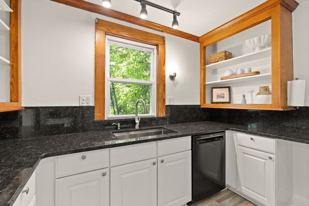 Multi Family at 2501 Centre St, Boston MA 02132, Boston, photo 15 of 33