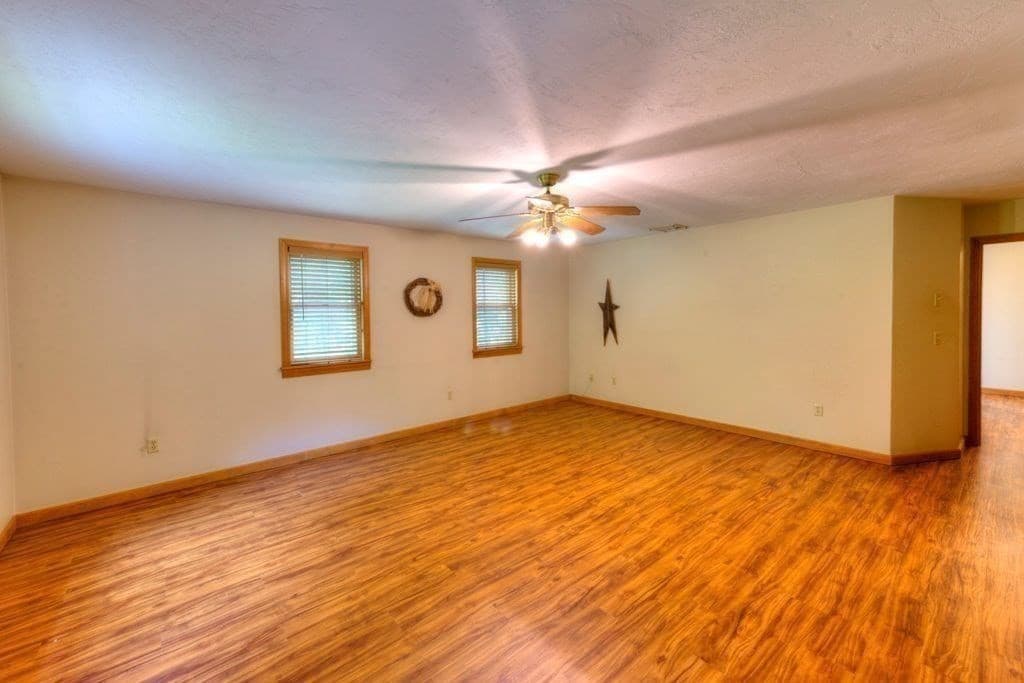 Single Family Residence at 352 Lake Ave., Worcester MA 01604, Worcester, photo 15 of 34