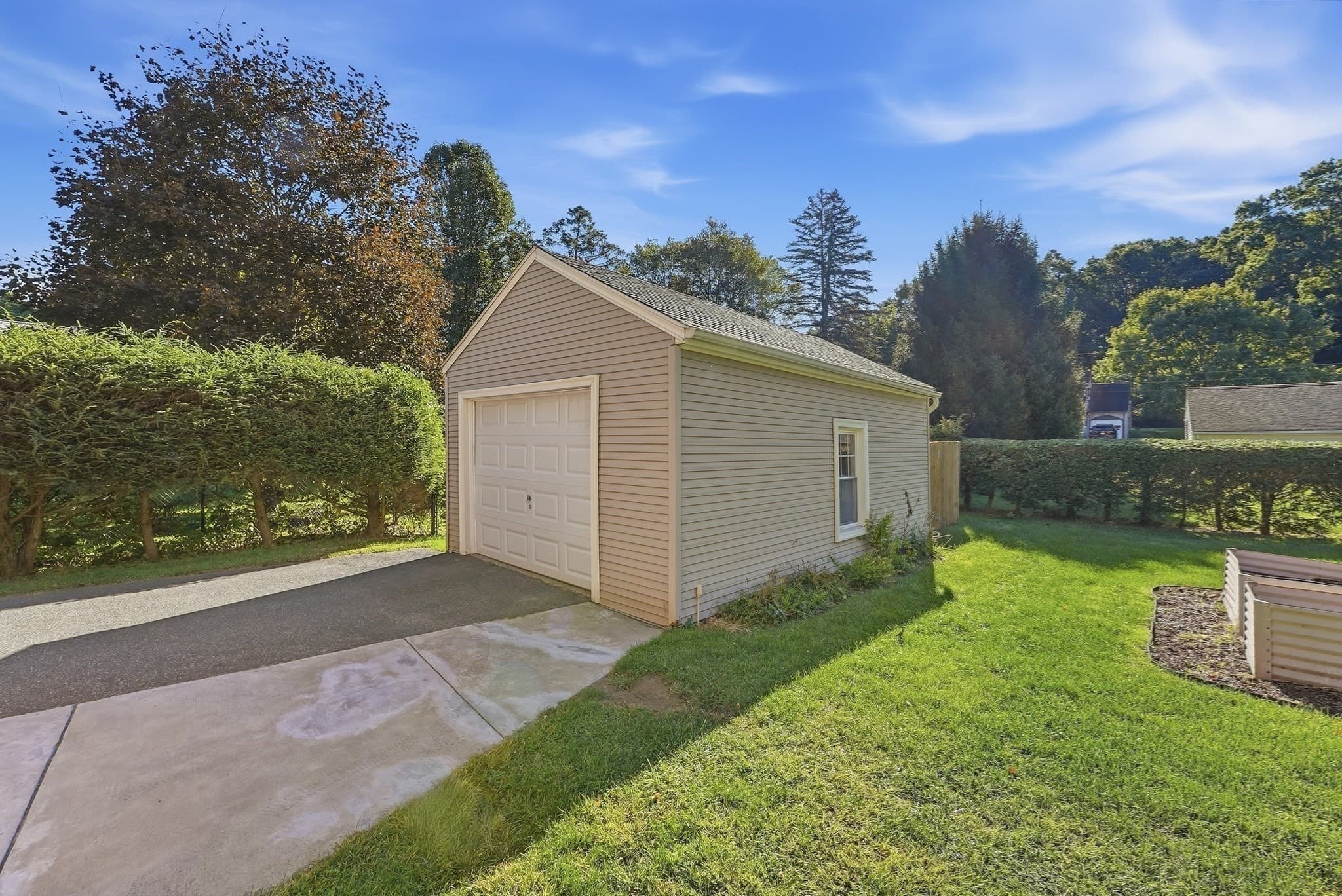 Single Family Residence at 25 Dearborn Street, East Longmeadow MA 01028, East Longmeadow, photo 34 of 35