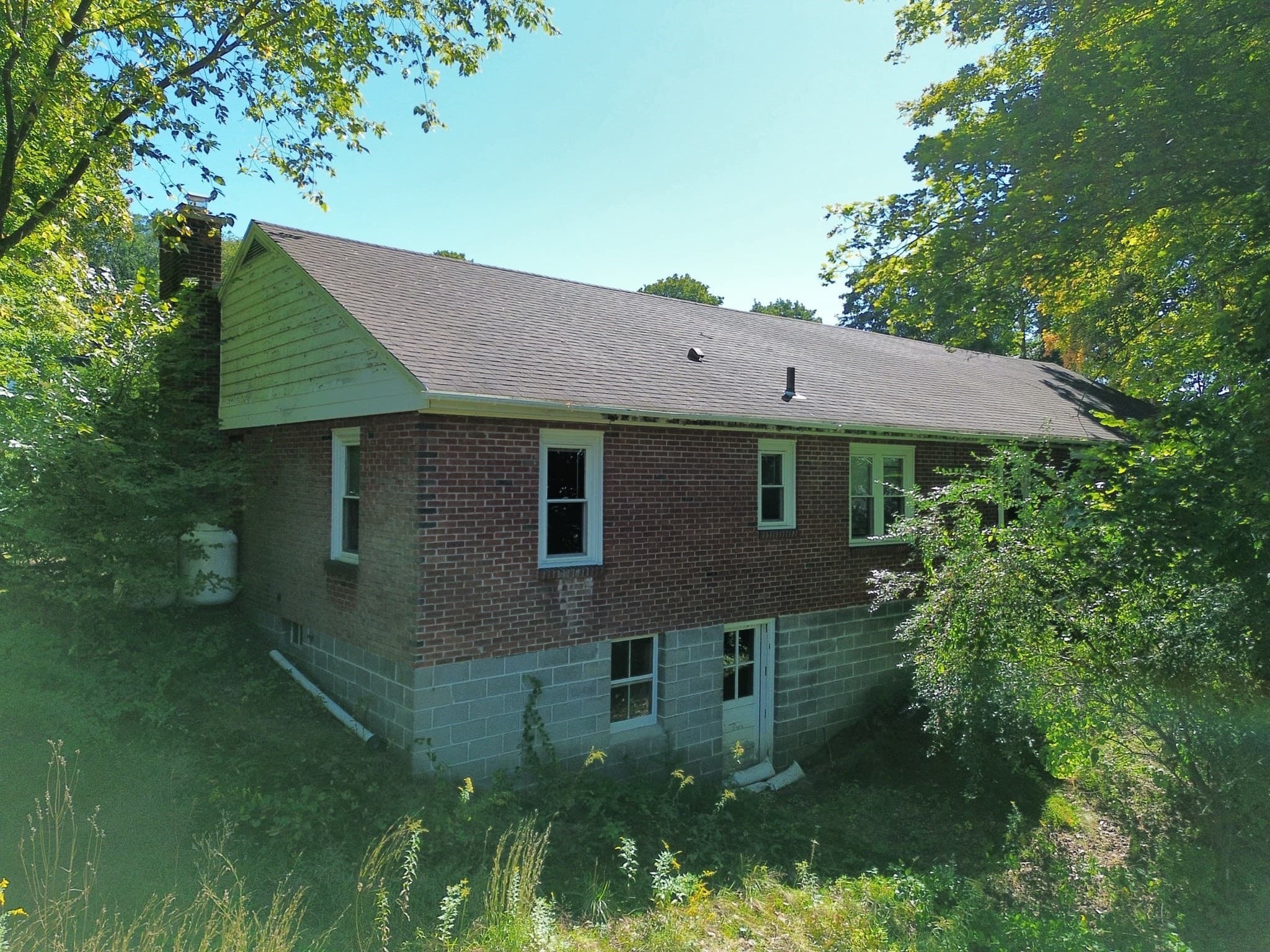 Single Family Residence at 602 Bernardston Rd, Greenfield MA 01301, Greenfield, photo 7 of 24