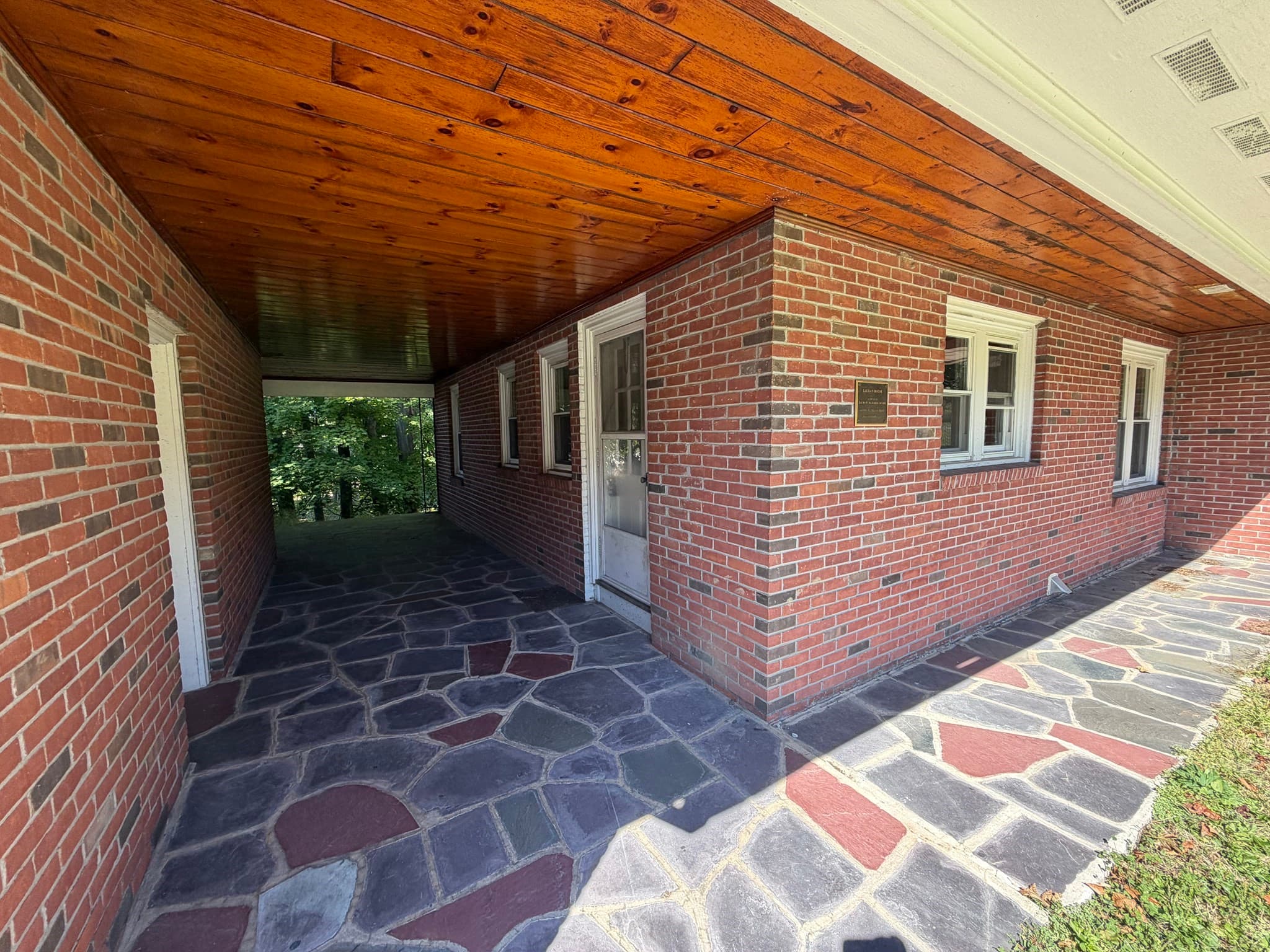 Single Family Residence at 602 Bernardston Rd, Greenfield MA 01301, Greenfield, photo 4 of 24