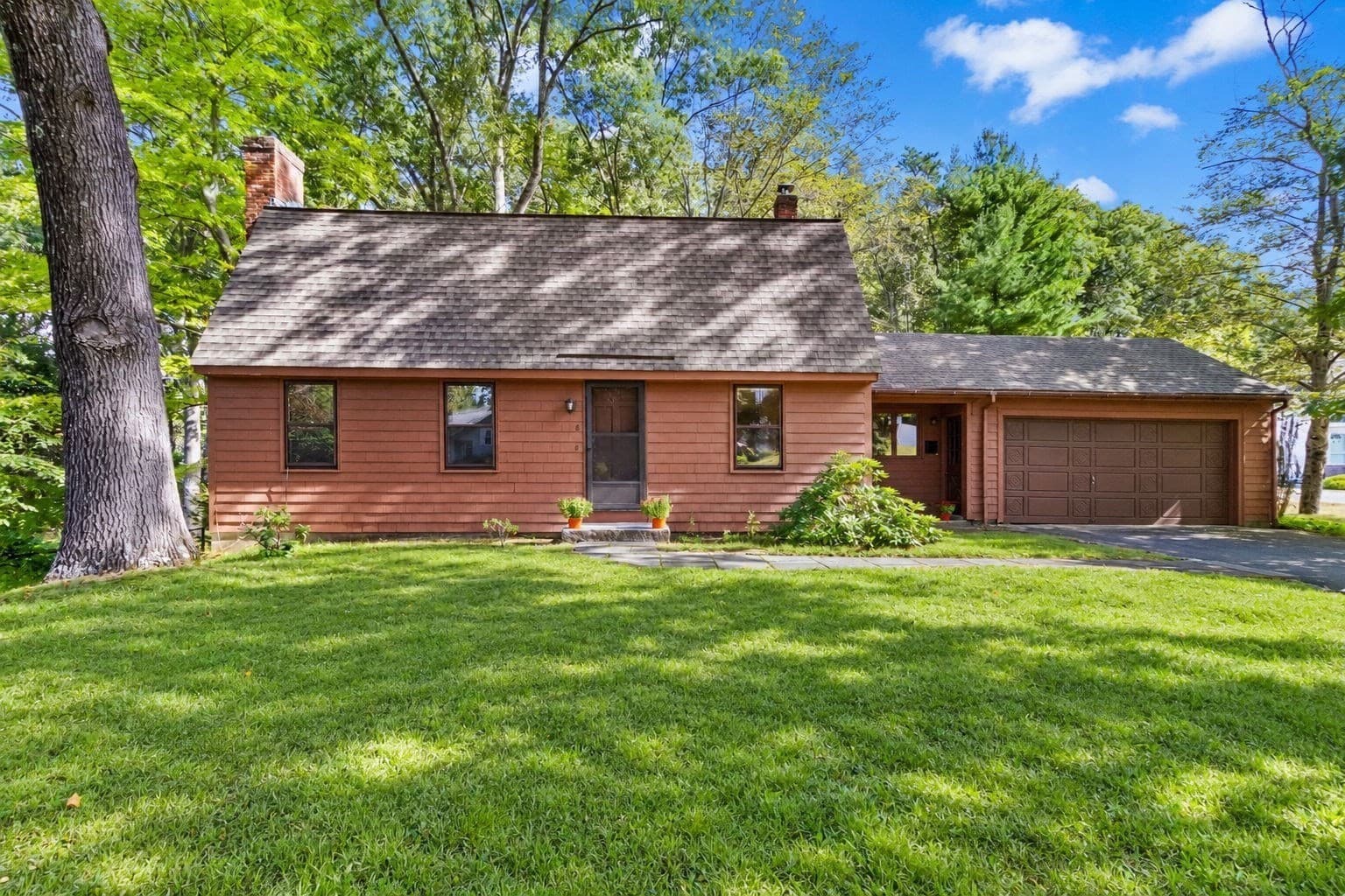 8 Ethelyn Cir, Maynard MA 01754