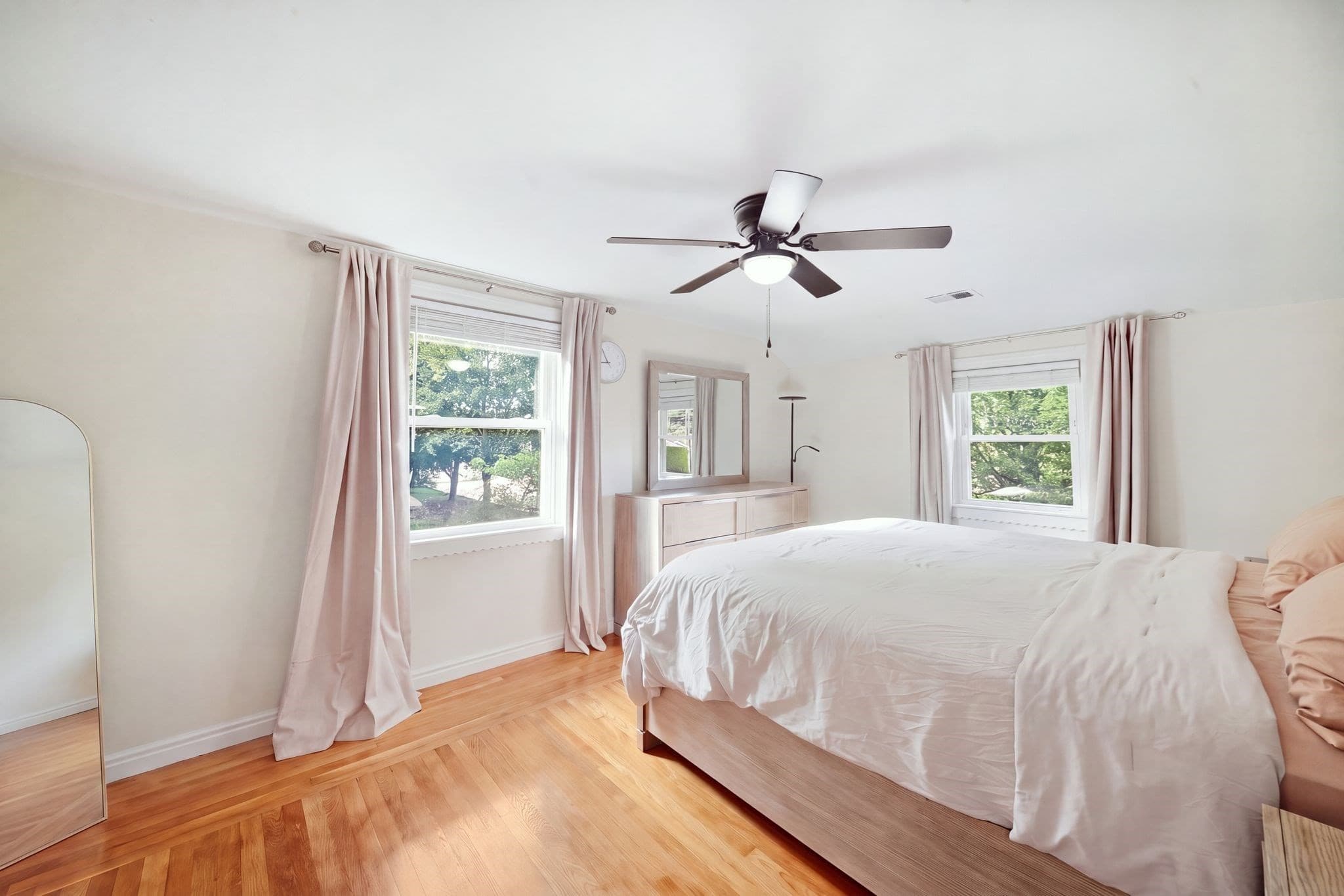 Single Family Residence at 856 Newport Ave, Attleboro MA 02703, Attleboro, photo 18 of 35