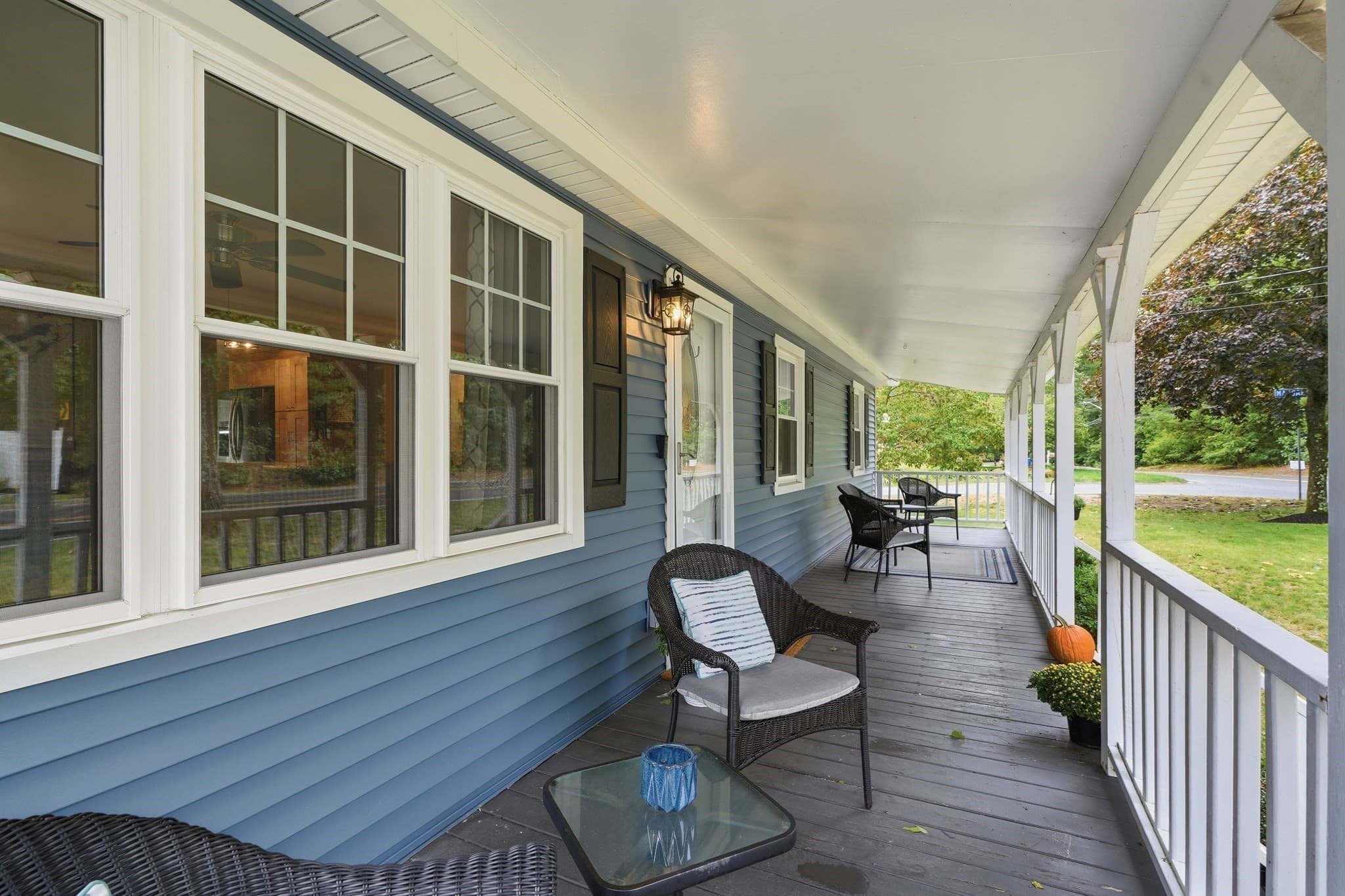 Single Family Residence at 876 Chandler St, Tewksbury MA 01876, Tewksbury, photo 6 of 41