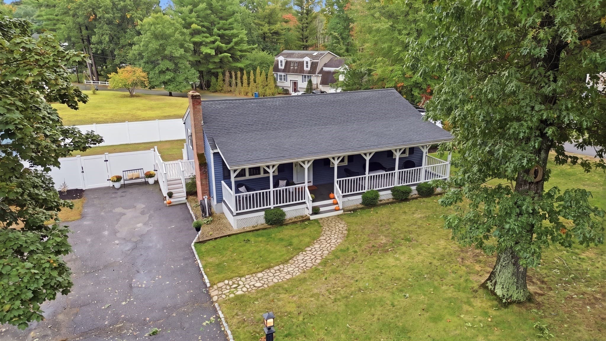 Single Family Residence at 876 Chandler St, Tewksbury MA 01876, Tewksbury, photo 3 of 41