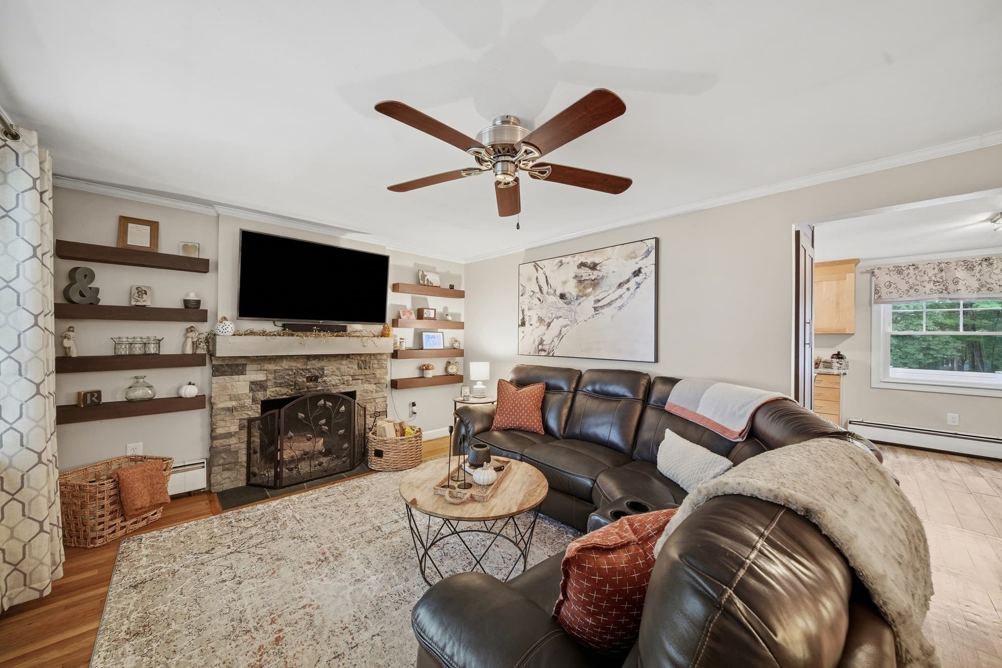 Single Family Residence at 876 Chandler St, Tewksbury MA 01876, Tewksbury, photo 8 of 41