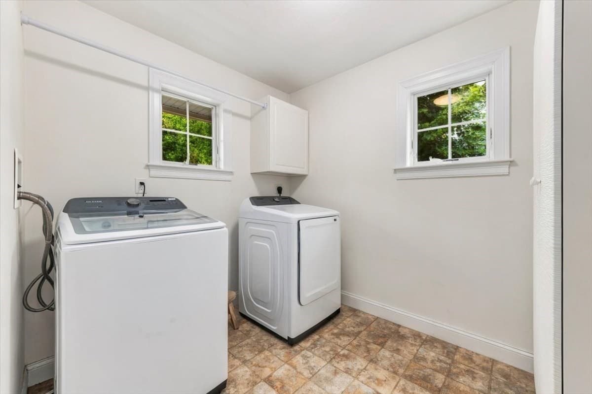 Single Family Residence at 276 East Street, Hingham MA 02043, Hingham, photo 7 of 41