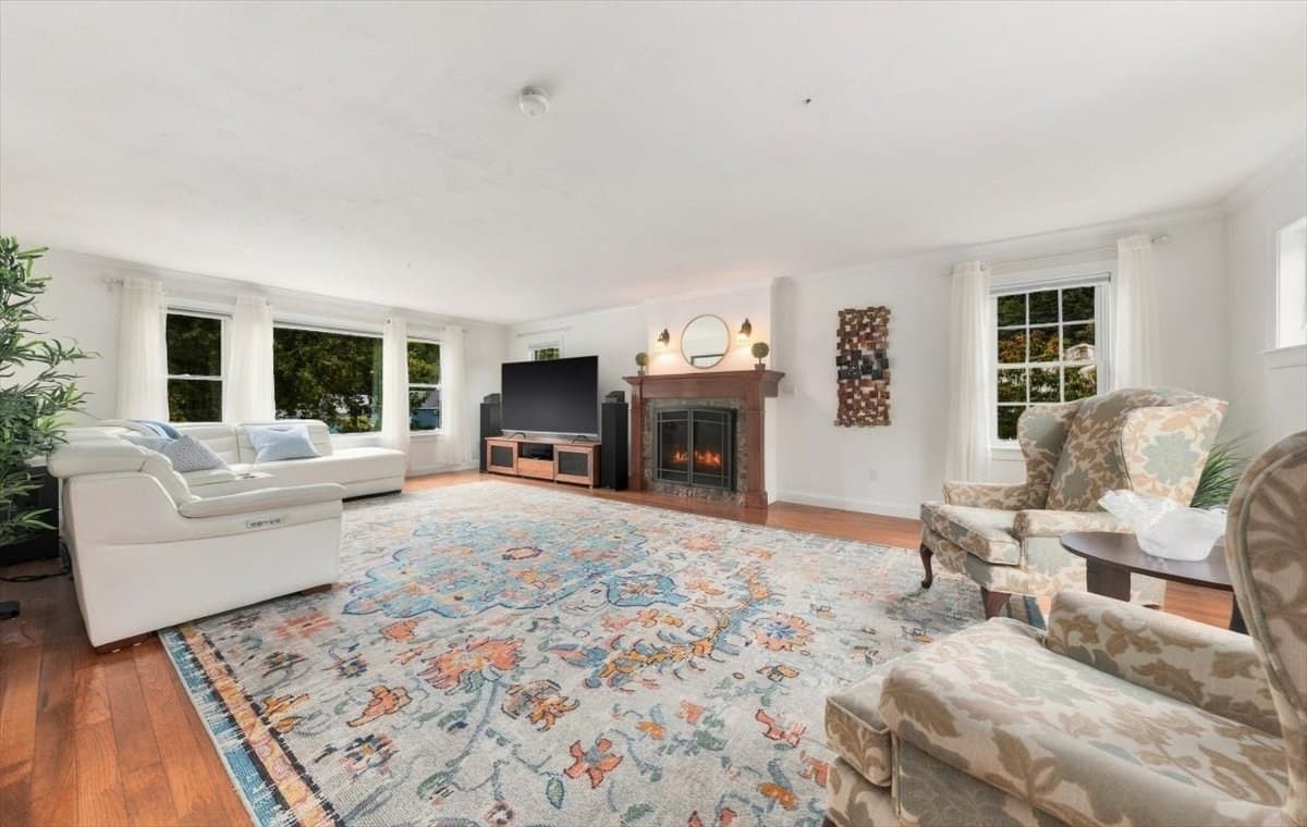 Single Family Residence at 276 East Street, Hingham MA 02043, Hingham, photo 3 of 41