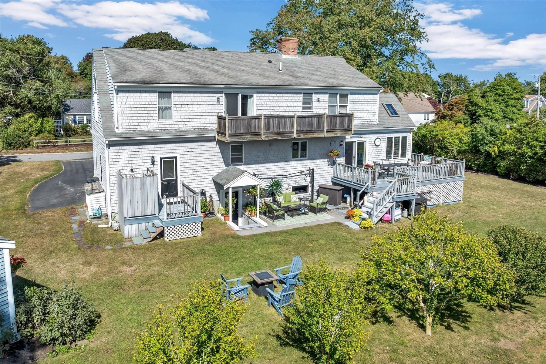 Single Family Residence at 15 Iyanough Rd, Barnstable MA 02601, Barnstable, photo 2 of 42
