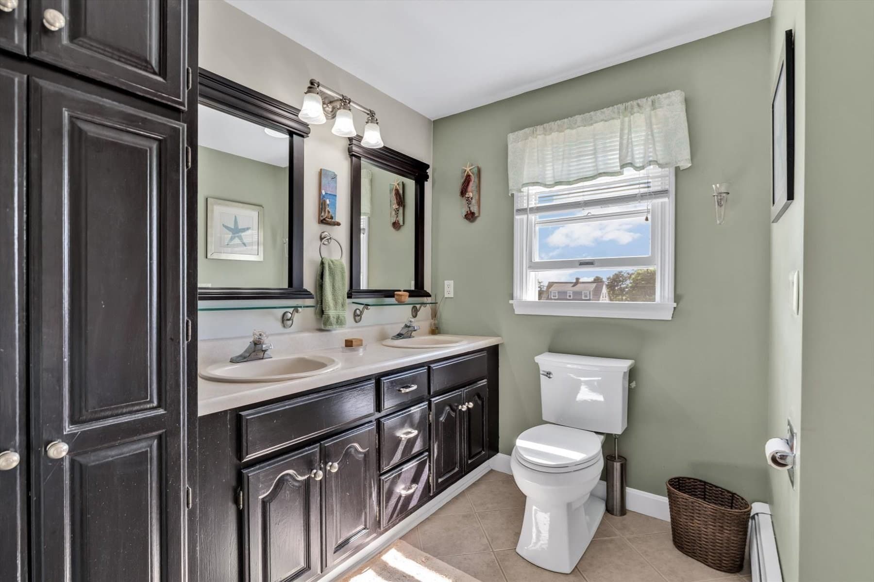Single Family Residence at 15 Iyanough Rd, Barnstable MA 02601, Barnstable, photo 24 of 42