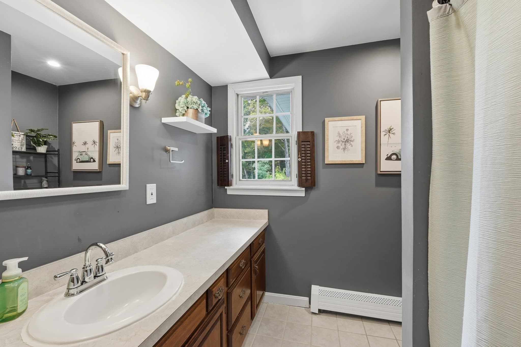 Single Family Residence at 107 Cedar St, Sturbridge MA 01518, Sturbridge, photo 13 of 40
