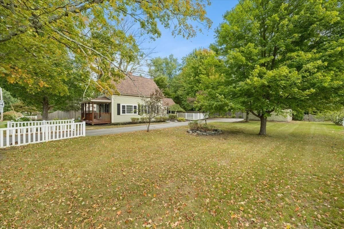 Single Family Residence at 421 North Main Street, Raynham MA 02767, Raynham, photo 3 of 34
