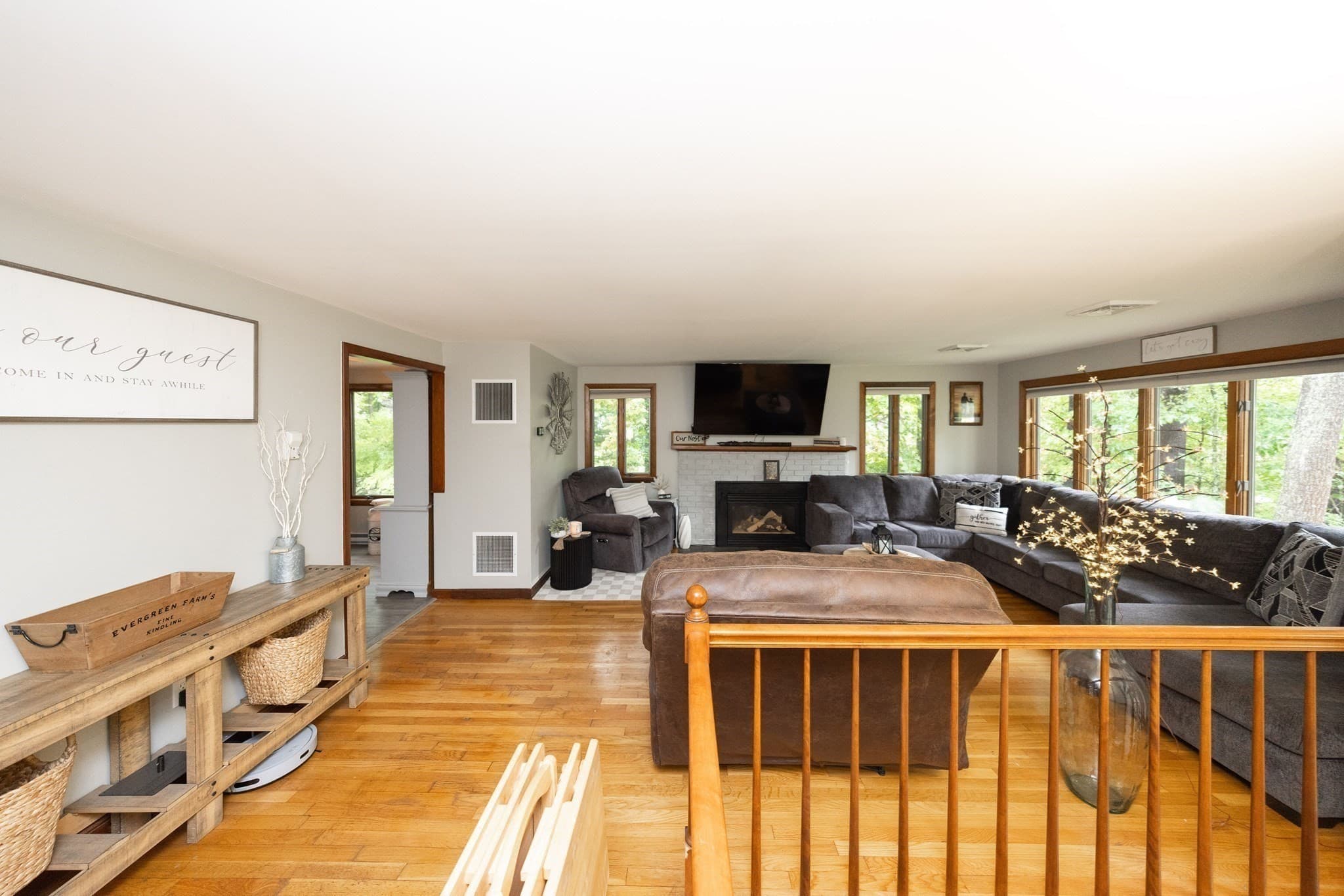 Single Family Residence at 14 Old Village Rd, Sturbridge MA 01566, Sturbridge, photo 17 of 40