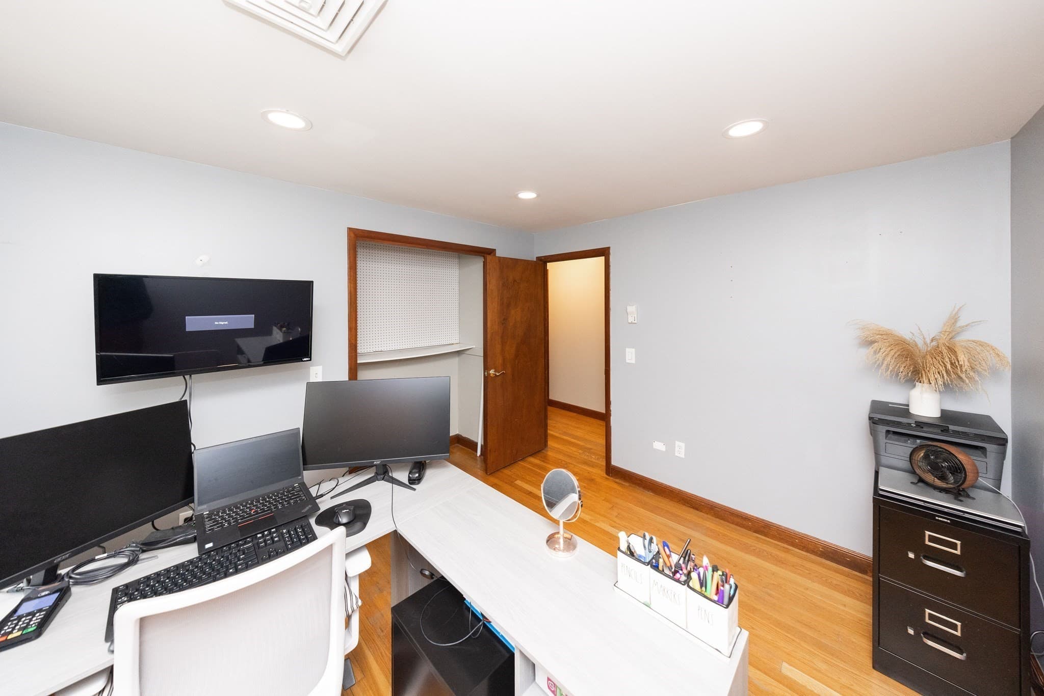 Single Family Residence at 14 Old Village Rd, Sturbridge MA 01566, Sturbridge, photo 21 of 40
