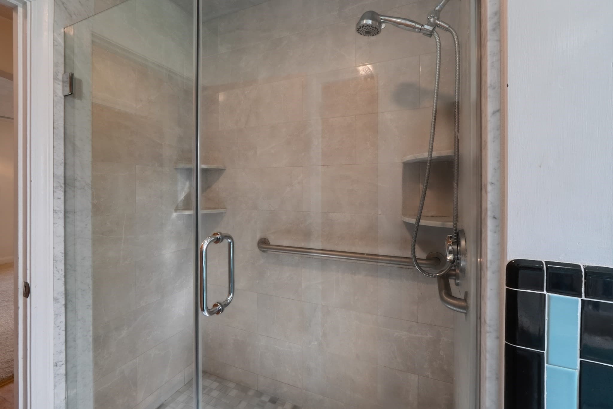 Single Family Residence at 99 Luther Ave, Somerset MA 02726, Somerset, photo 22 of 41