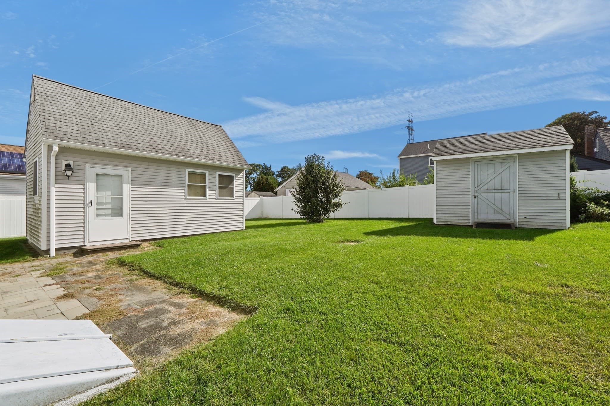 Single Family Residence at 99 Luther Ave, Somerset MA 02726, Somerset, photo 36 of 41
