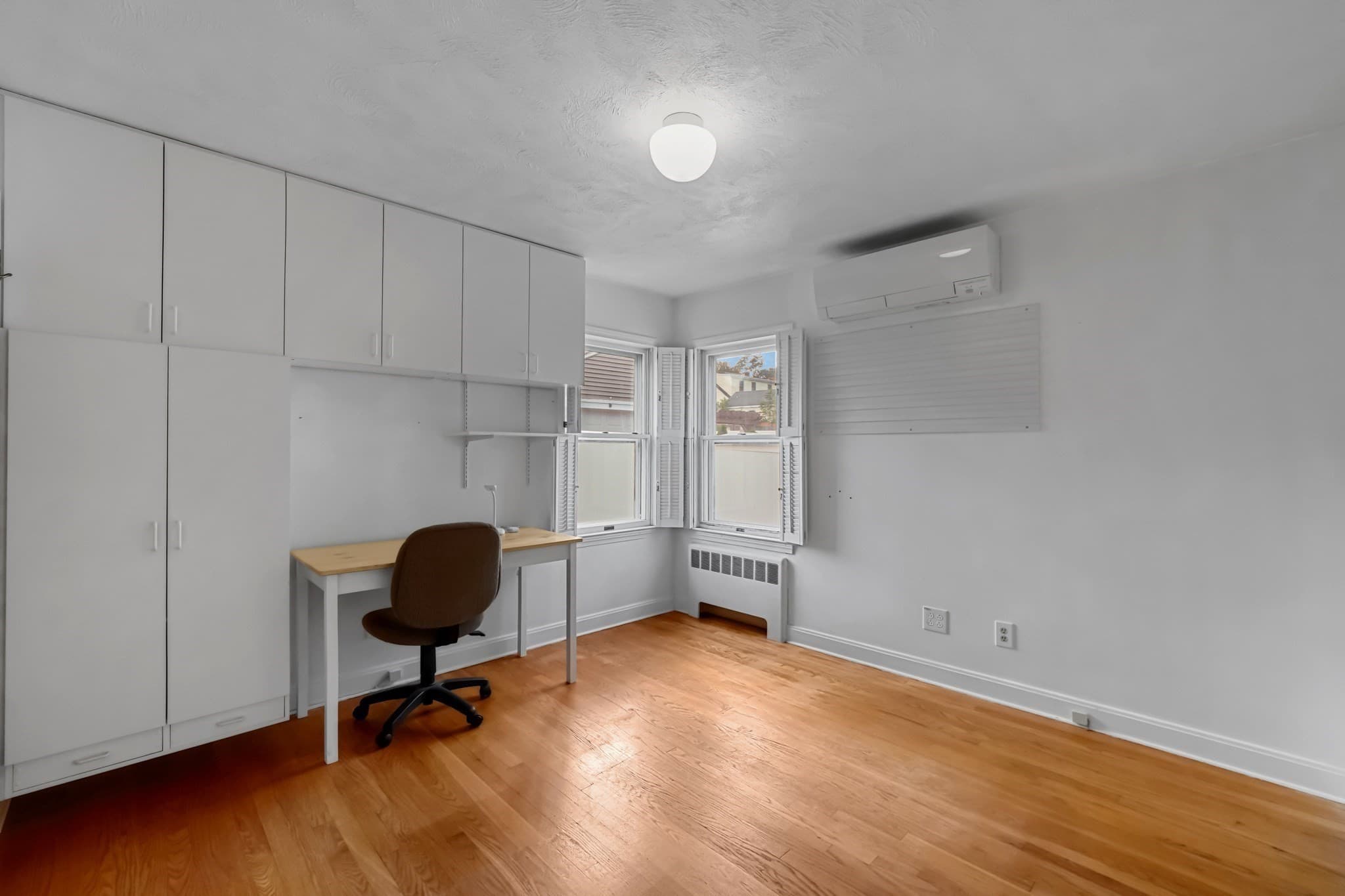 Single Family Residence at 99 Luther Ave, Somerset MA 02726, Somerset, photo 14 of 41