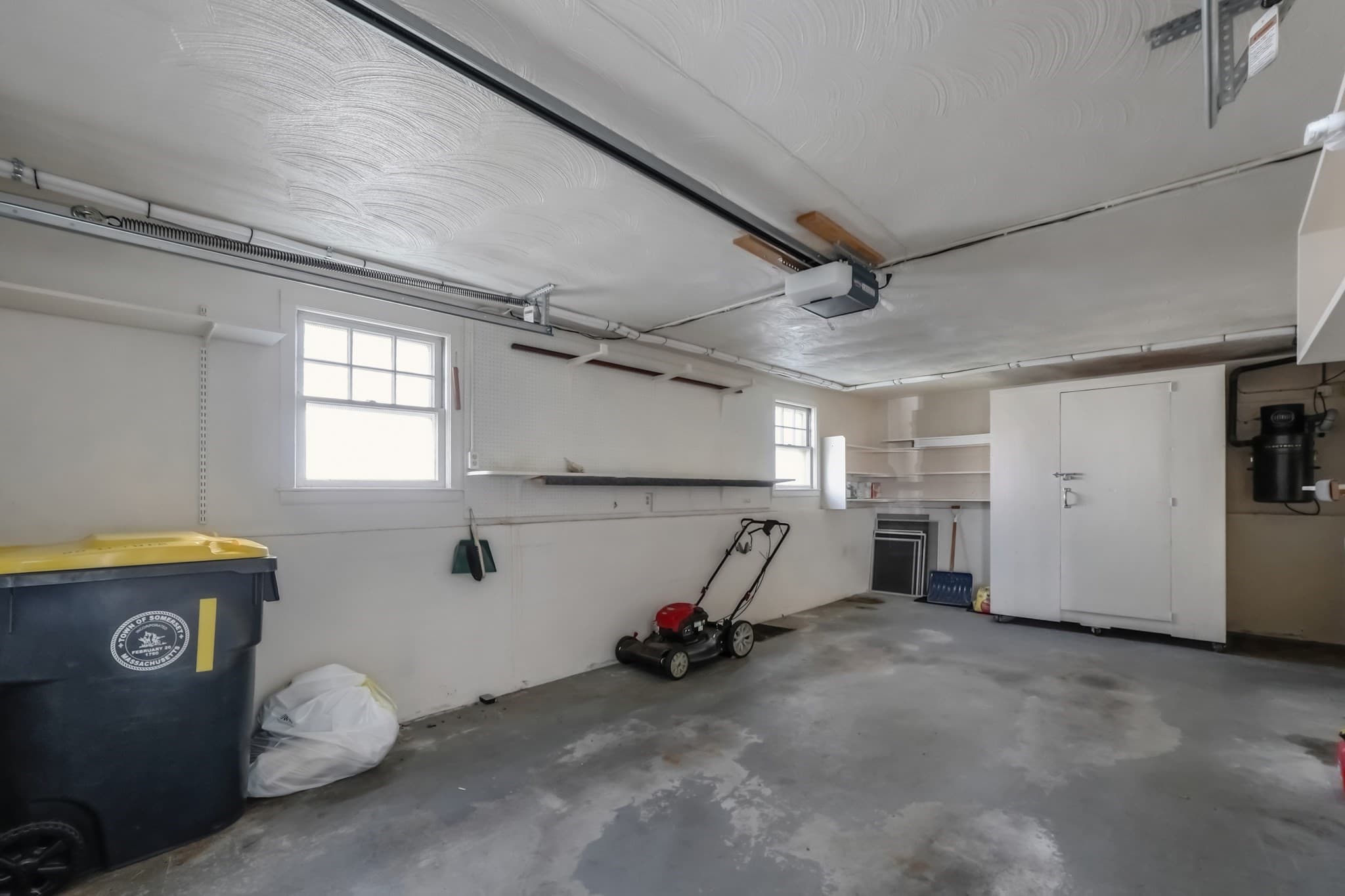 Single Family Residence at 99 Luther Ave, Somerset MA 02726, Somerset, photo 40 of 41
