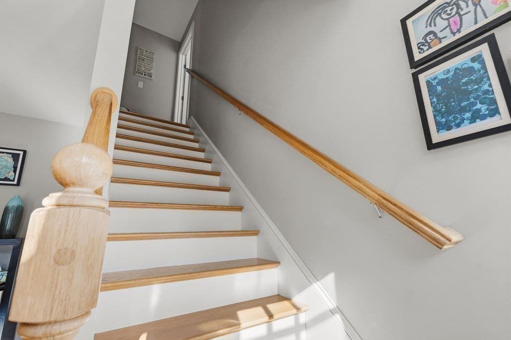Single Family Residence at 1687 Phillips Rd, New Bedford MA 02745, New Bedford, photo 27 of 42