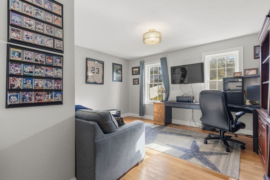 Single Family Residence at 1687 Phillips Rd, New Bedford MA 02745, New Bedford, photo 26 of 42