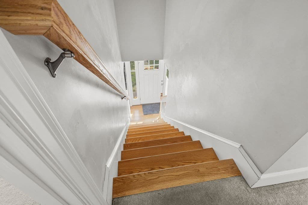 Single Family Residence at 1687 Phillips Rd, New Bedford MA 02745, New Bedford, photo 41 of 42