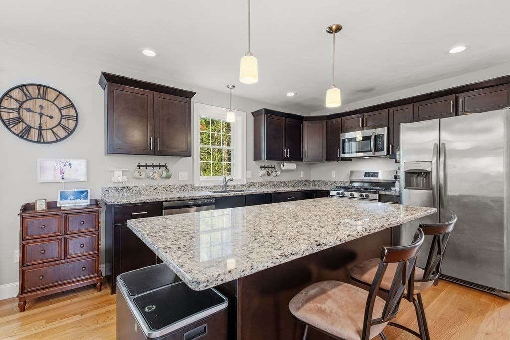 Single Family Residence at 1687 Phillips Rd, New Bedford MA 02745, New Bedford, photo 18 of 42