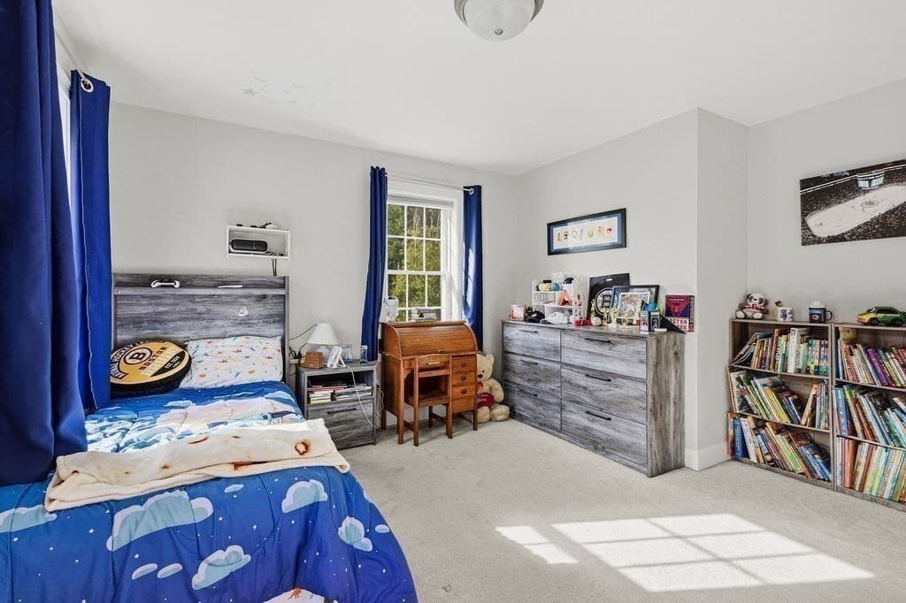 Single Family Residence at 1687 Phillips Rd, New Bedford MA 02745, New Bedford, photo 37 of 42