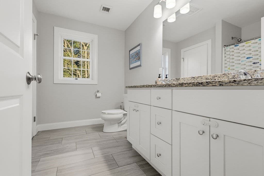 Single Family Residence at 1687 Phillips Rd, New Bedford MA 02745, New Bedford, photo 39 of 42