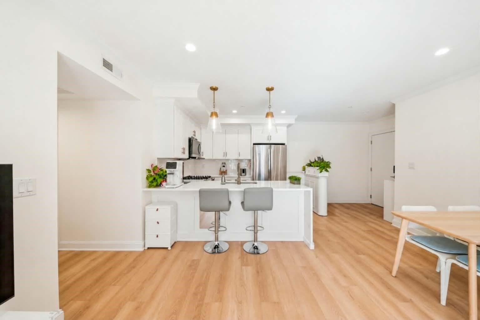 Condominium at 69 Cummins Hwy # 102, Boston MA 02131, Boston, photo 14 of 34