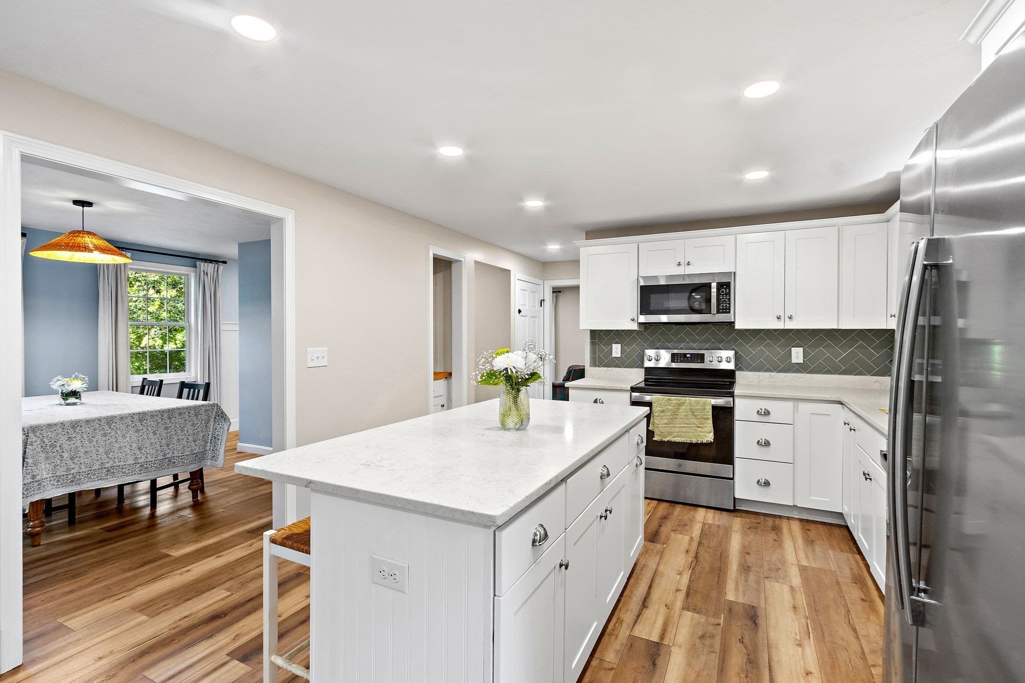 Single Family Residence at 23 Sharps Dr, Plymouth MA 02360, Plymouth, photo 3 of 42