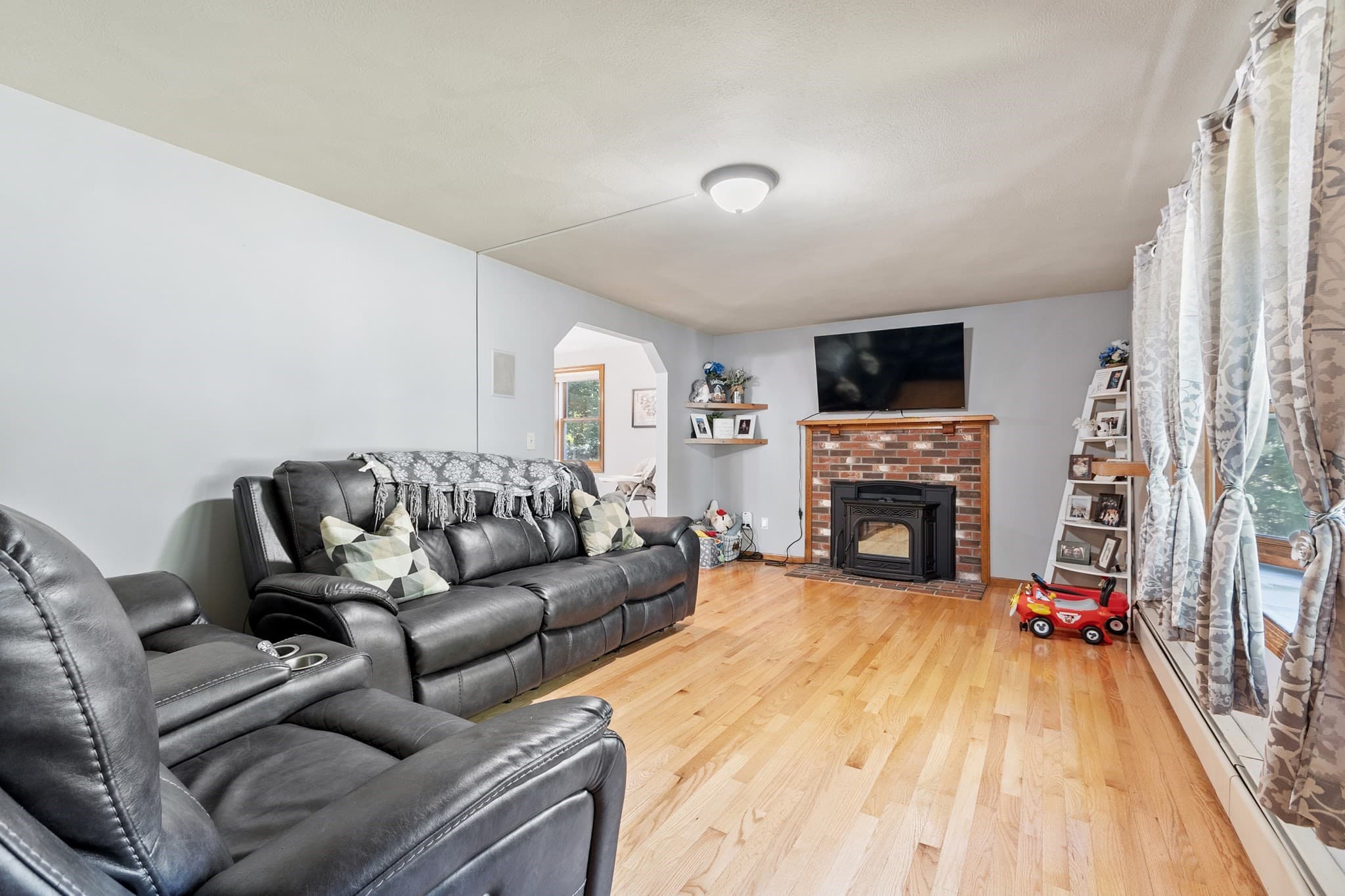 Single Family Residence at 71 Hapgood Road, Winchendon MA 01475, Winchendon, photo 11 of 41