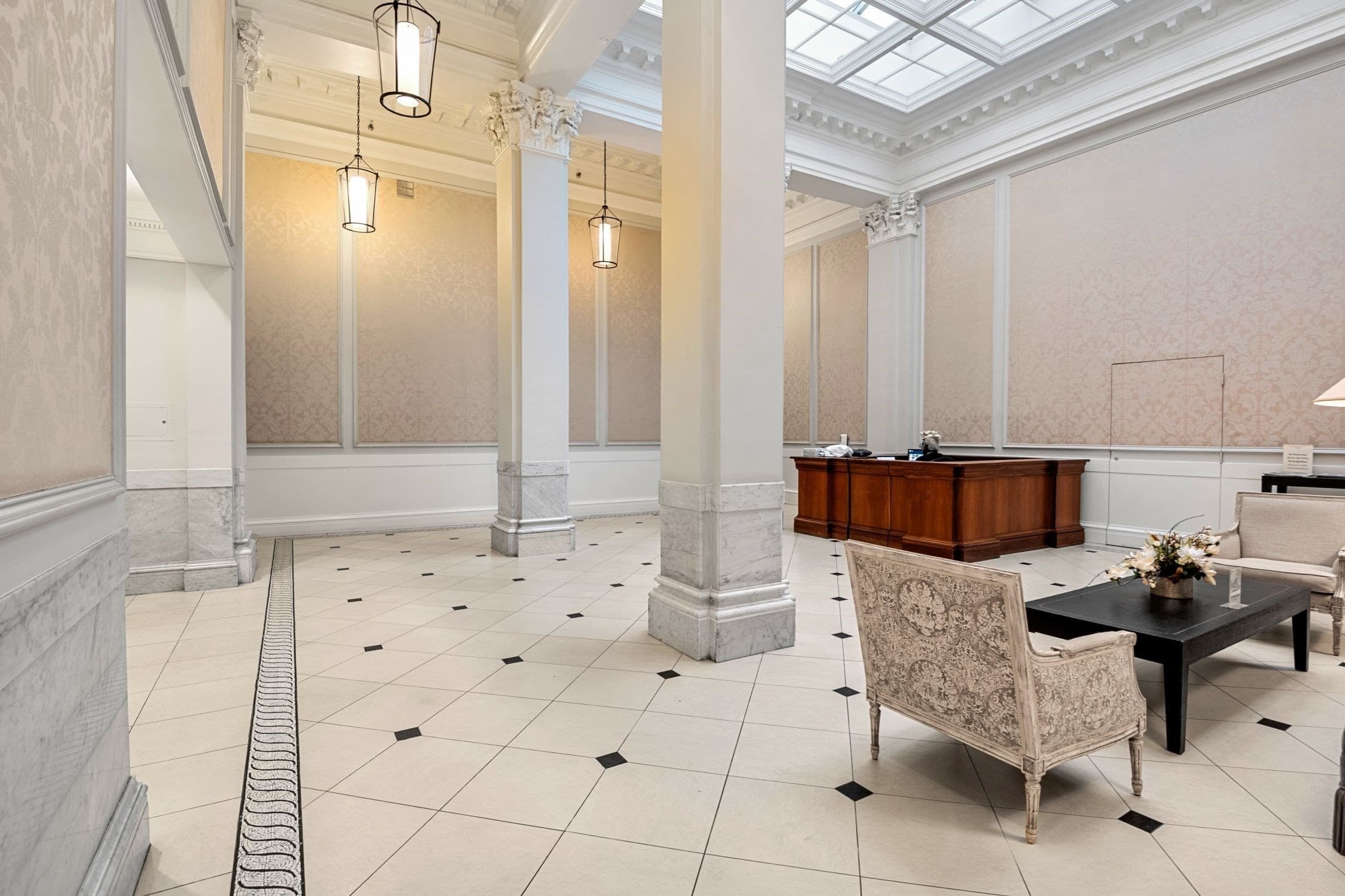 Condominium at 21 Beacon Street # 6B, Boston MA 02108, Boston, photo 3 of 32